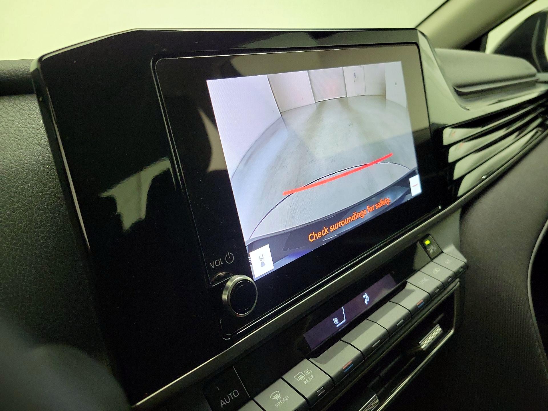 Thumbnail: 2025 Toyota Camry - 15