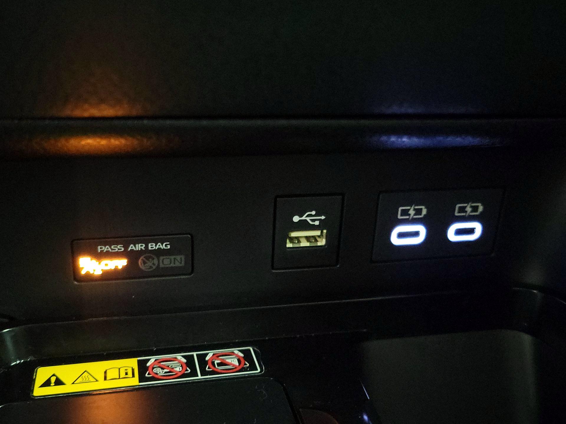 Thumbnail: 2025 Toyota Camry - 19