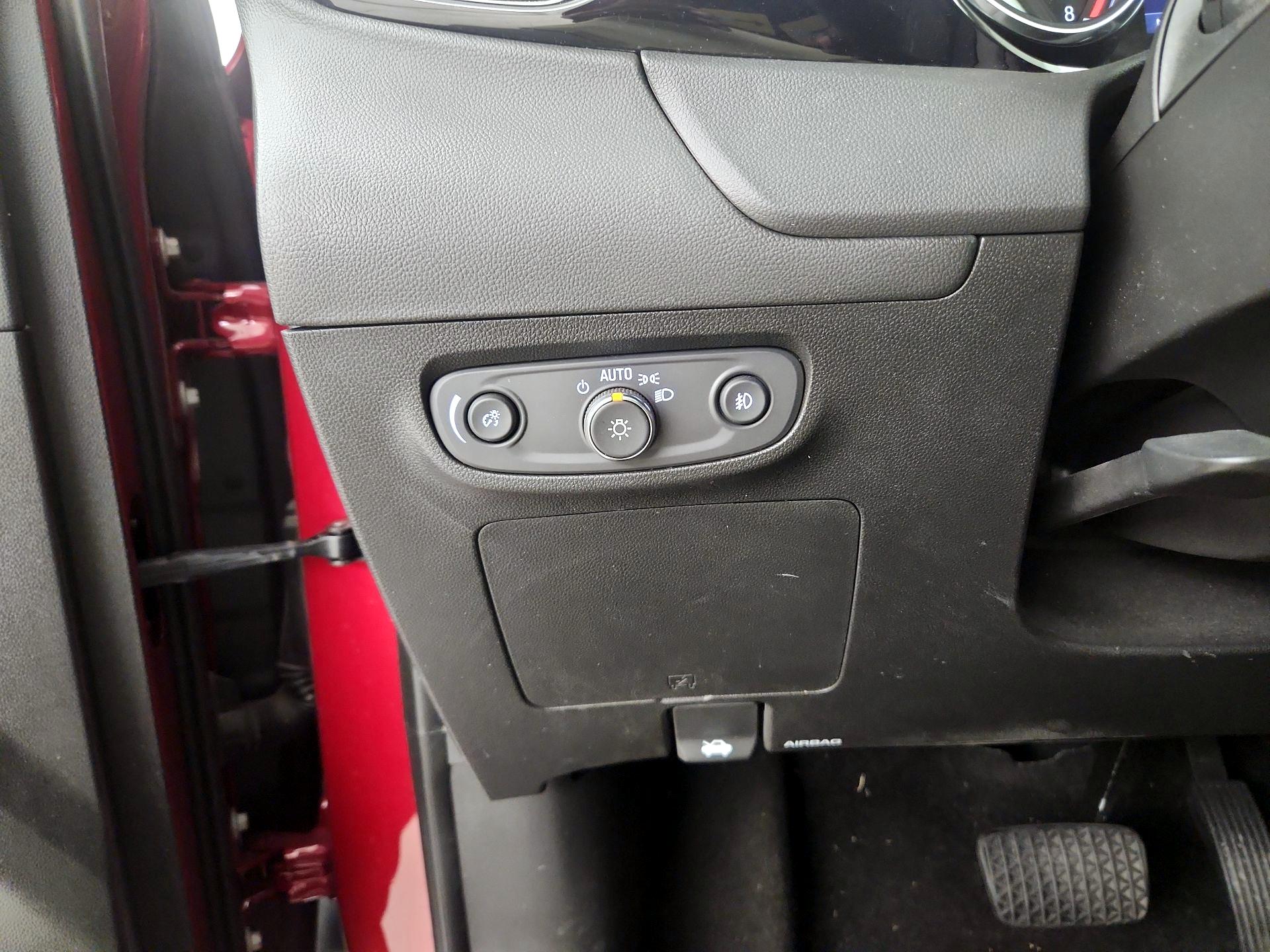 Thumbnail: 2021 Buick Encore GX - 13