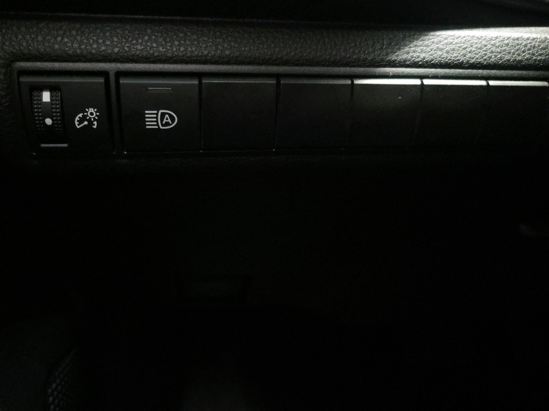 Thumbnail: 2023 Toyota Corolla - 13