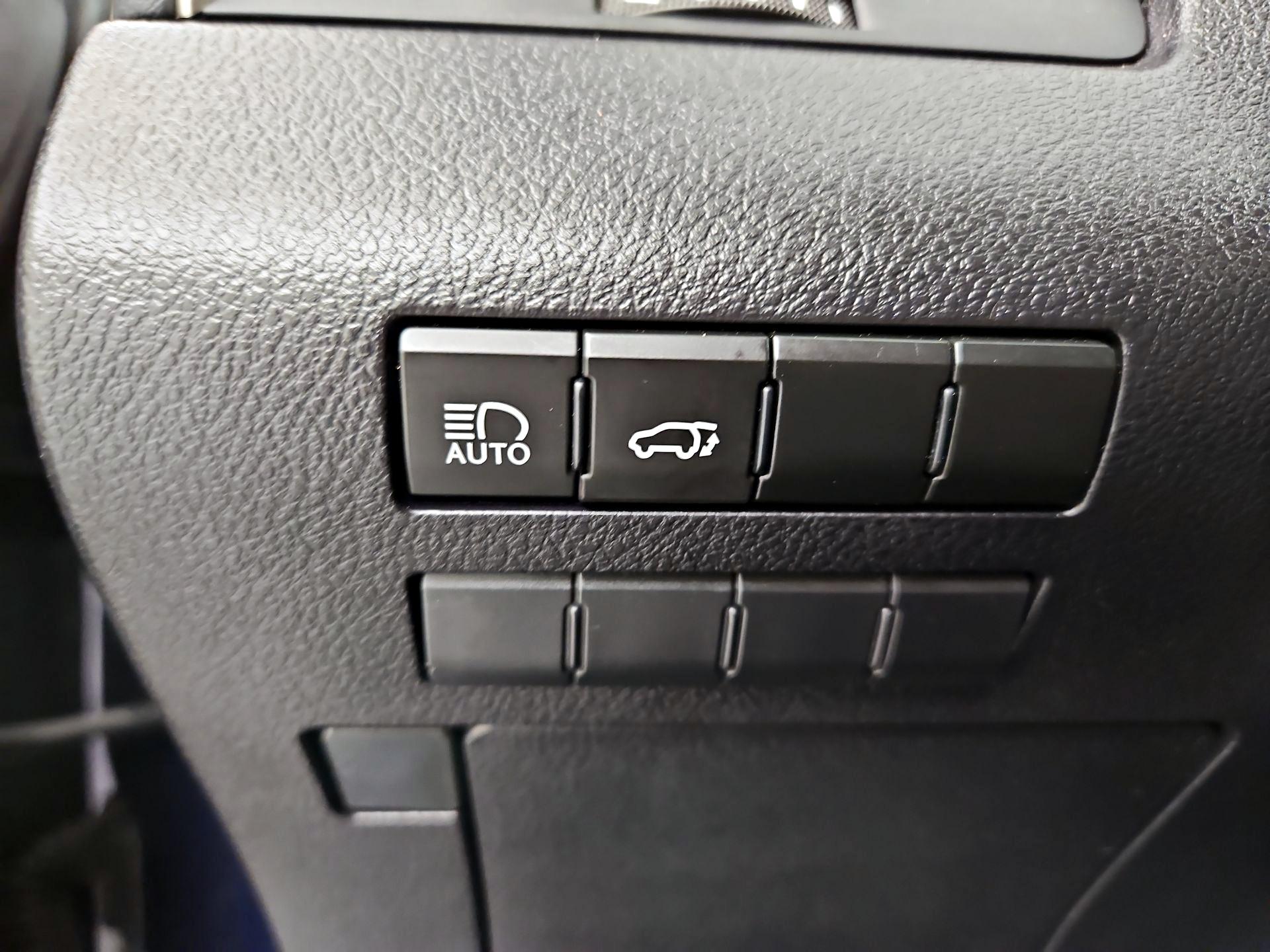 Thumbnail: 2022 Lexus RX - 13