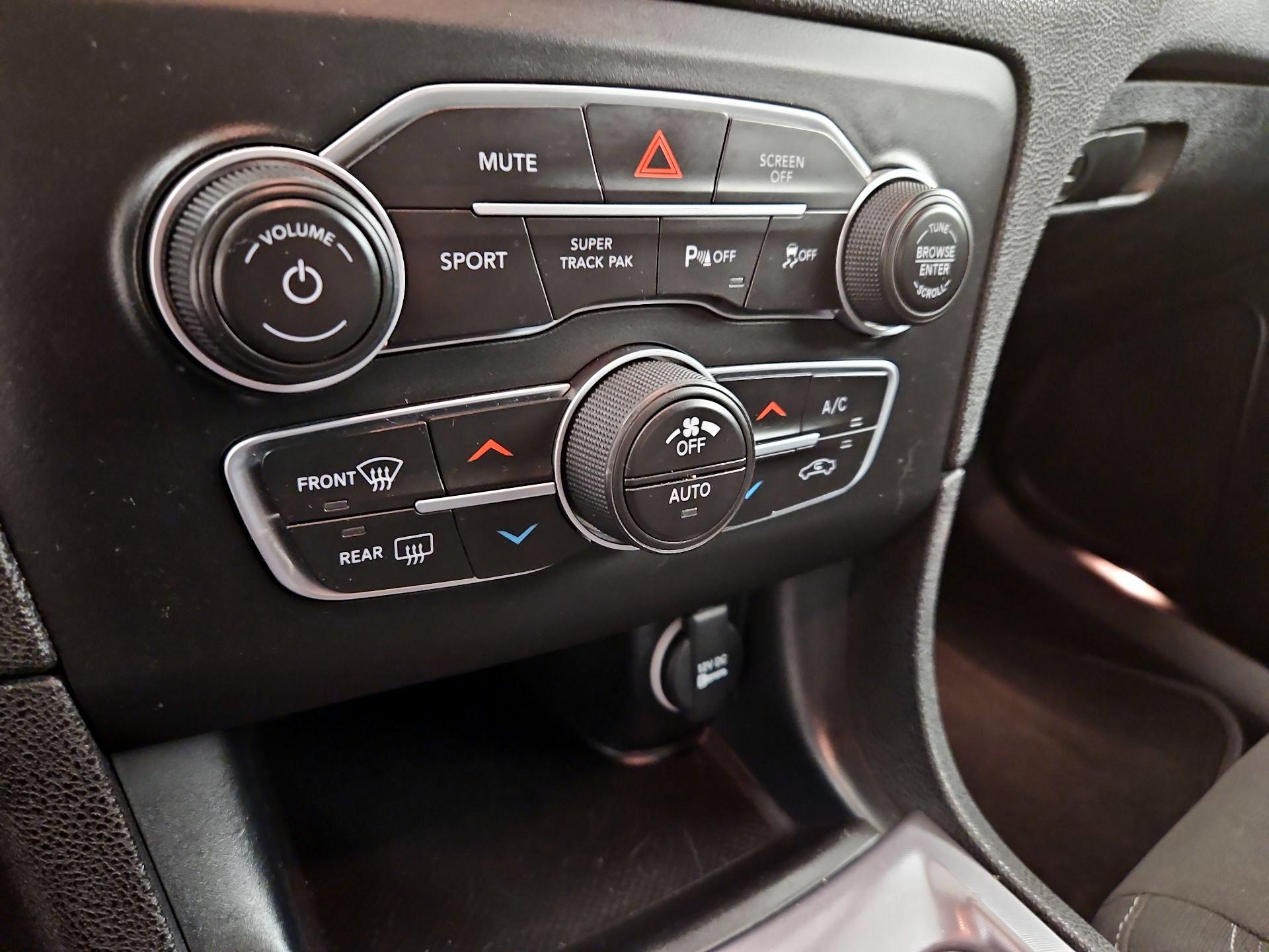 Thumbnail: 2023 Dodge Charger - 16