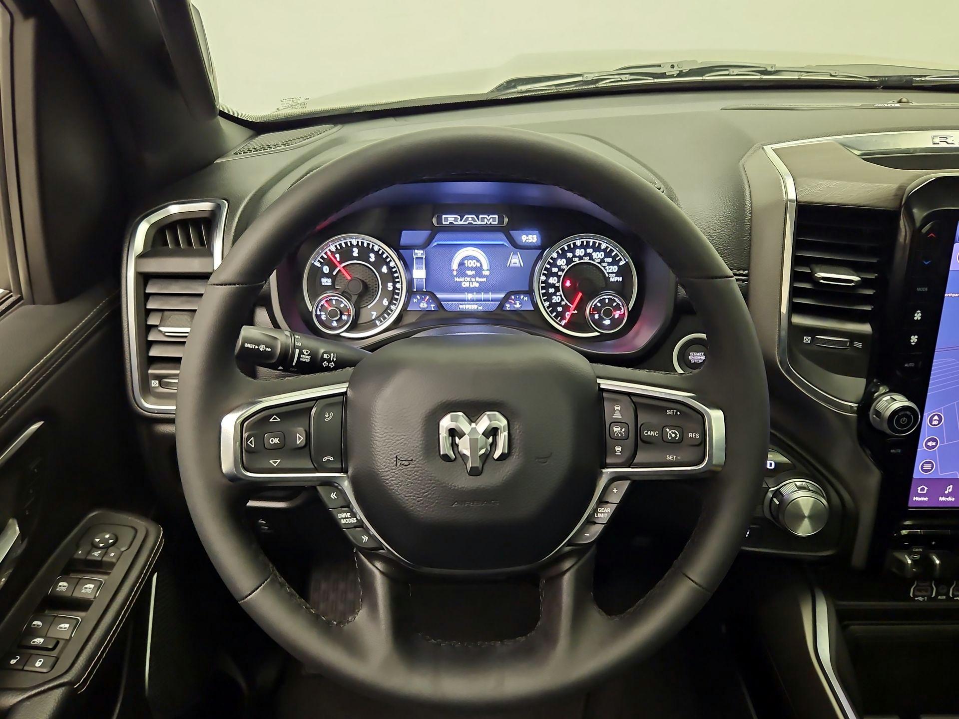 Thumbnail: 2025 RAM 1500 - 10