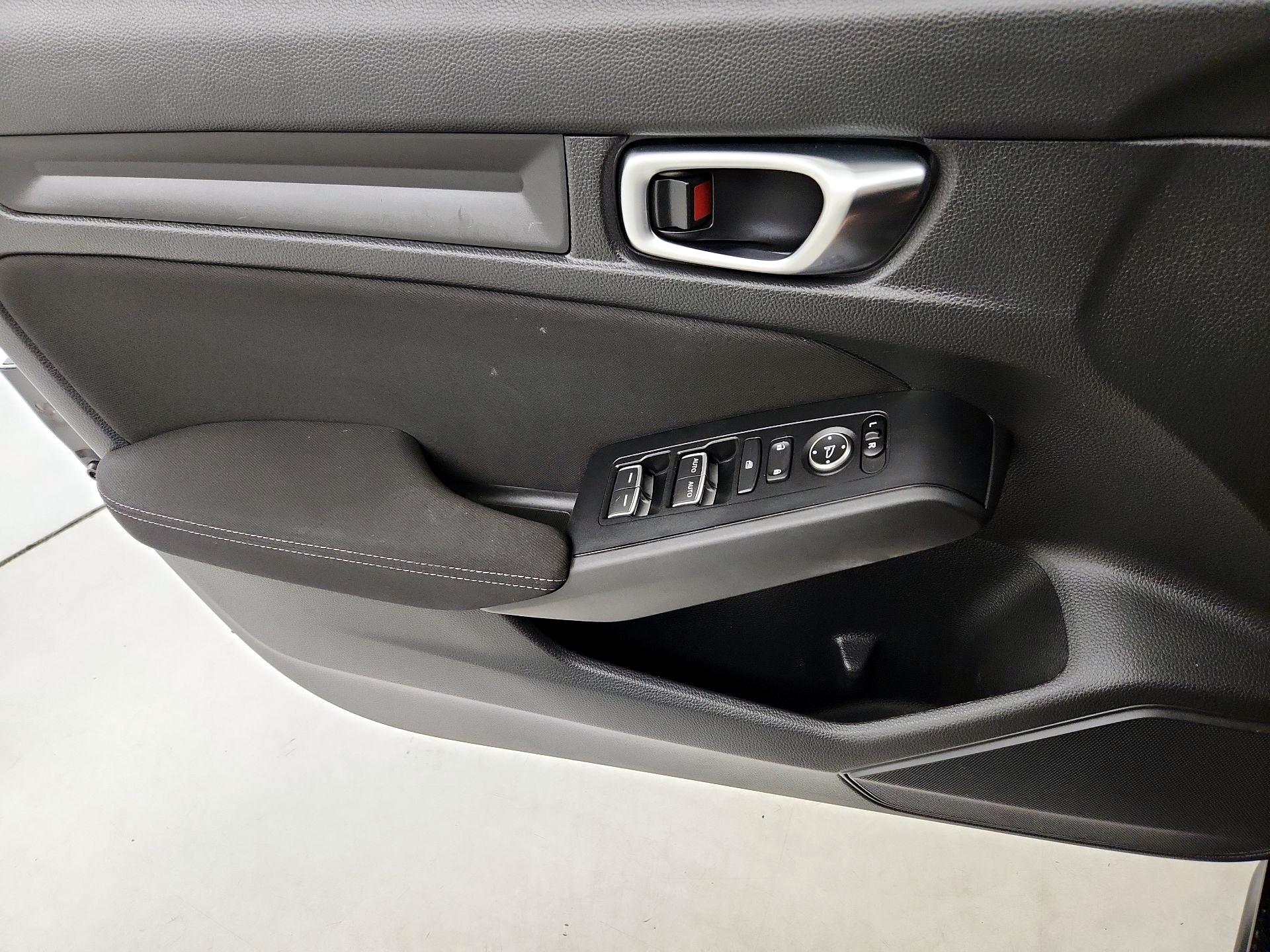 Thumbnail: 2024 Honda Civic - 12