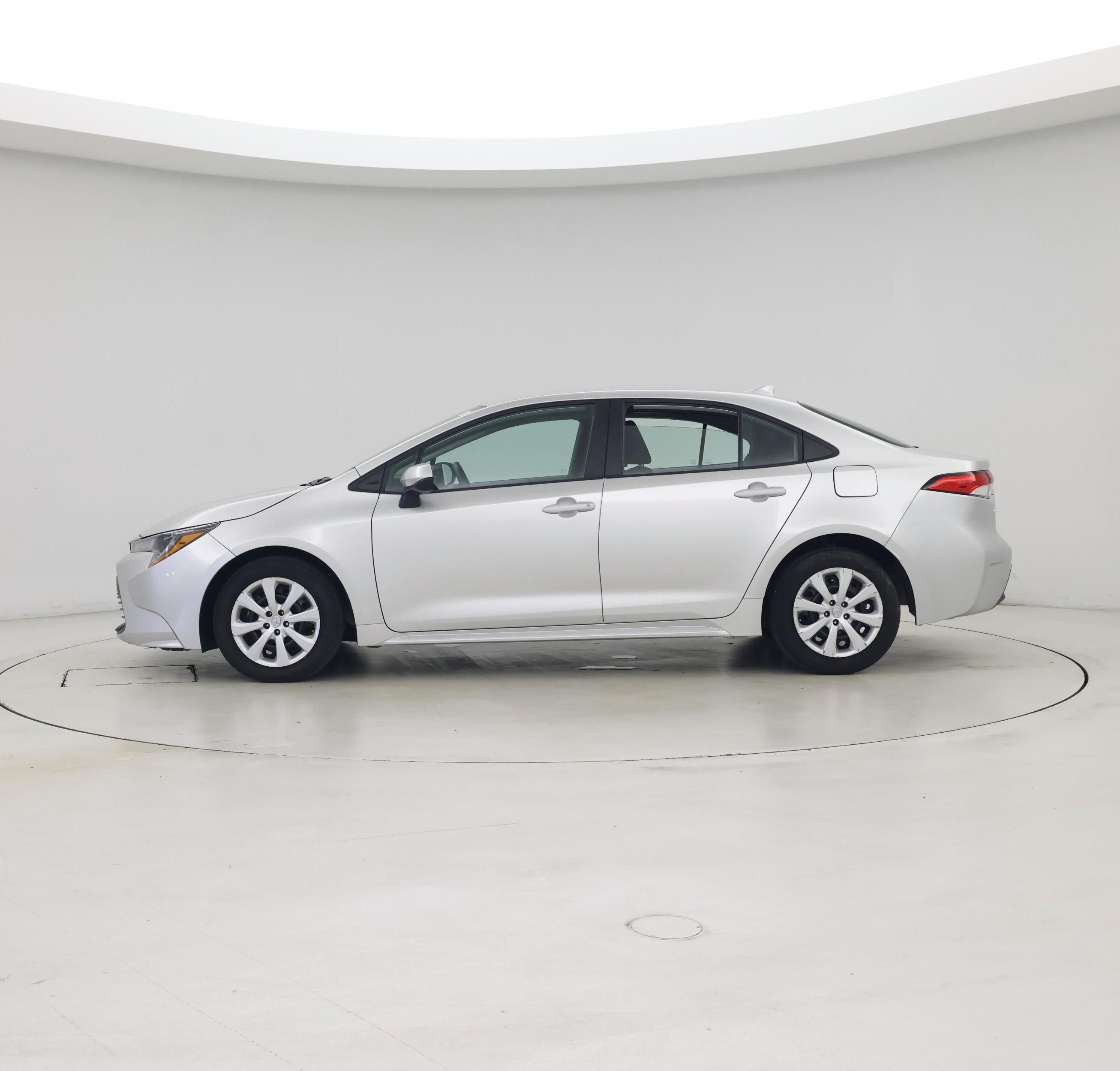 Thumbnail: 2024 Toyota Corolla - 3