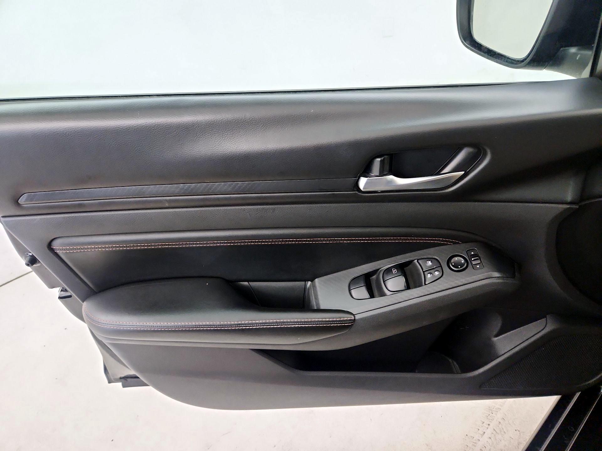 Thumbnail: 2021 Nissan Altima - 12