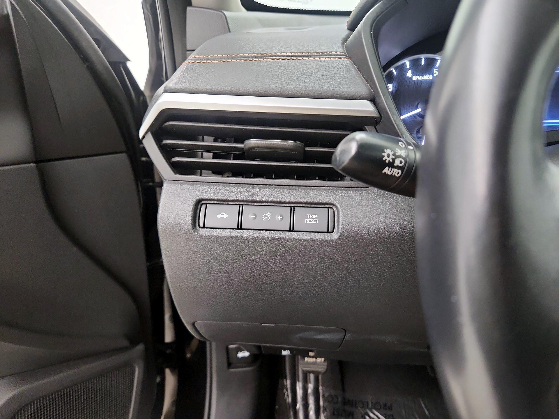 Thumbnail: 2021 Nissan Altima - 13