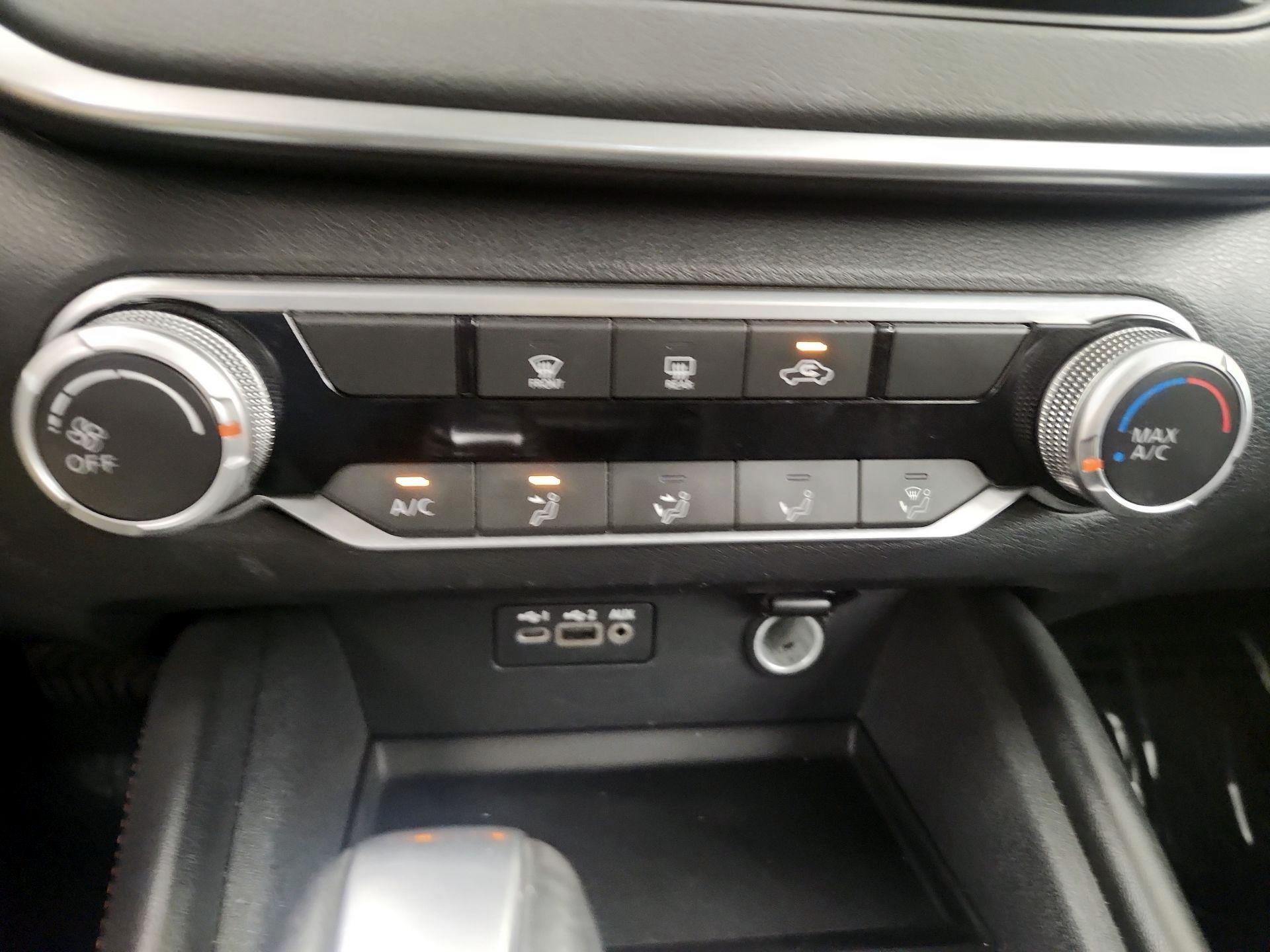 Thumbnail: 2021 Nissan Altima - 16