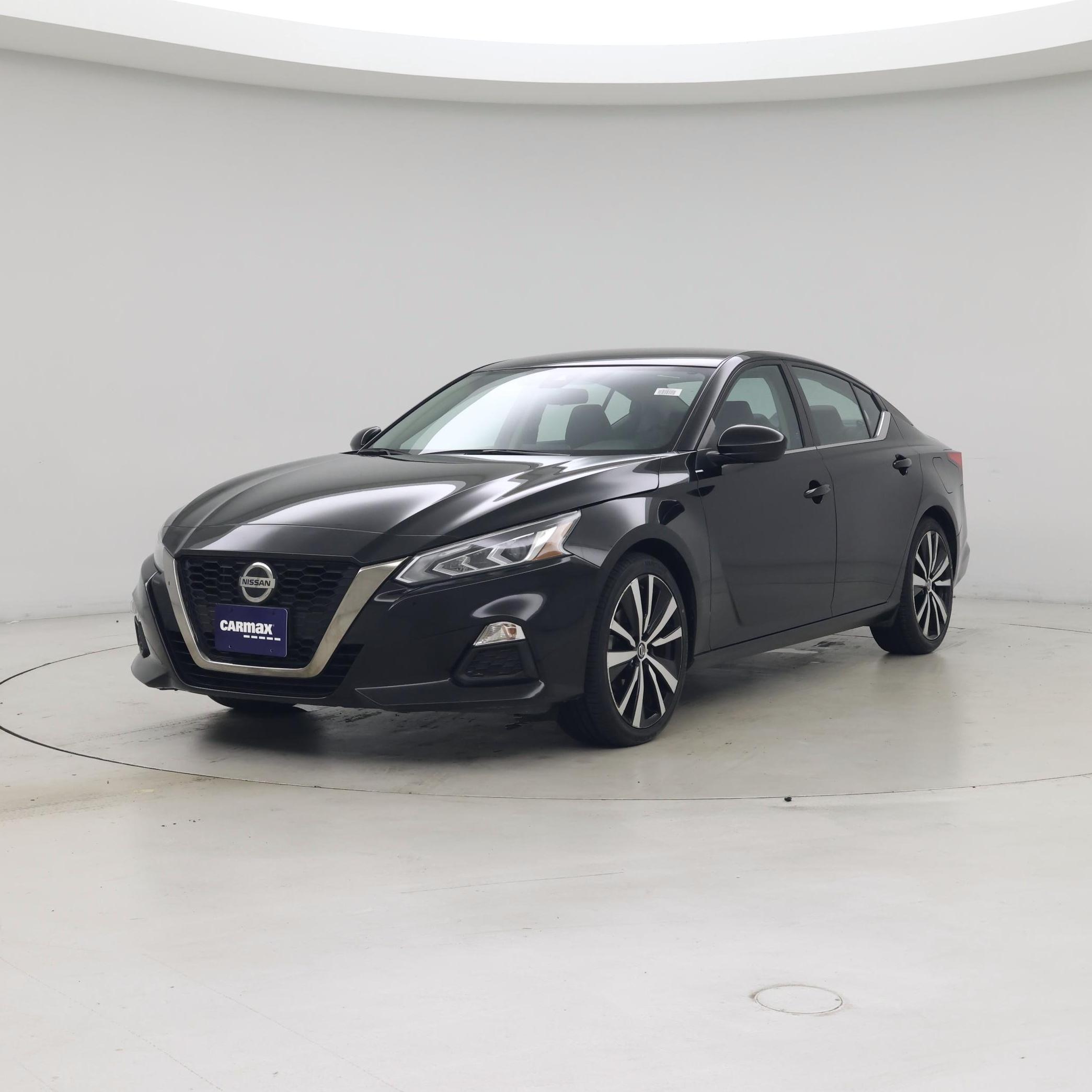 Thumbnail: 2021 Nissan Altima - 4