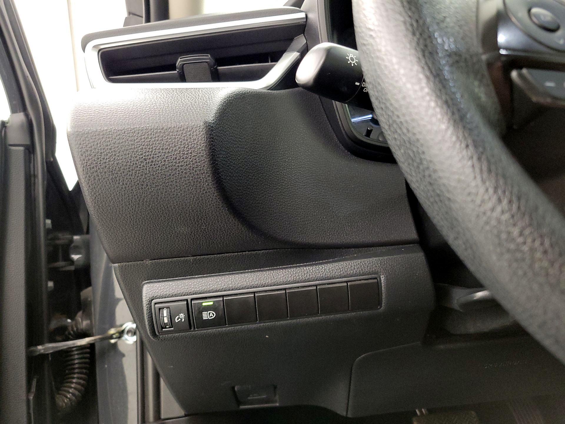 Thumbnail: 2024 Toyota Corolla - 13