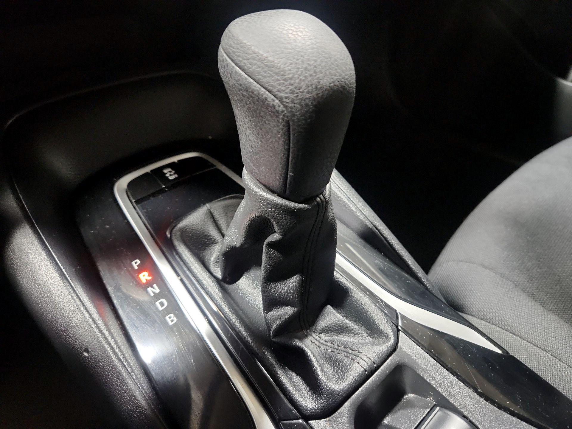 Thumbnail: 2022 Toyota Corolla - 15