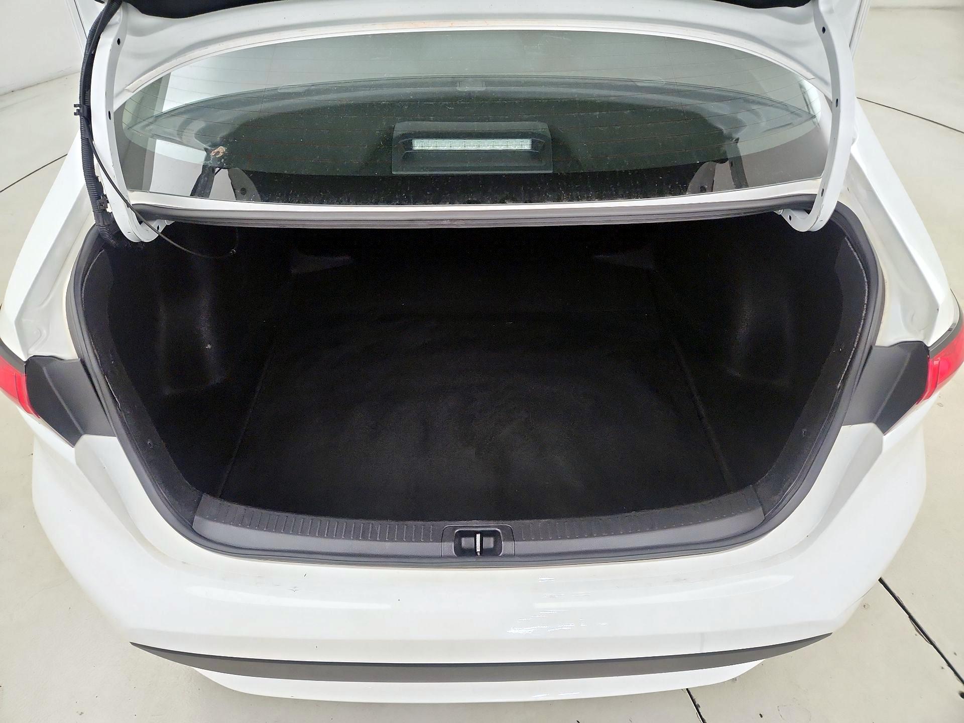 Thumbnail: 2022 Toyota Corolla - 16