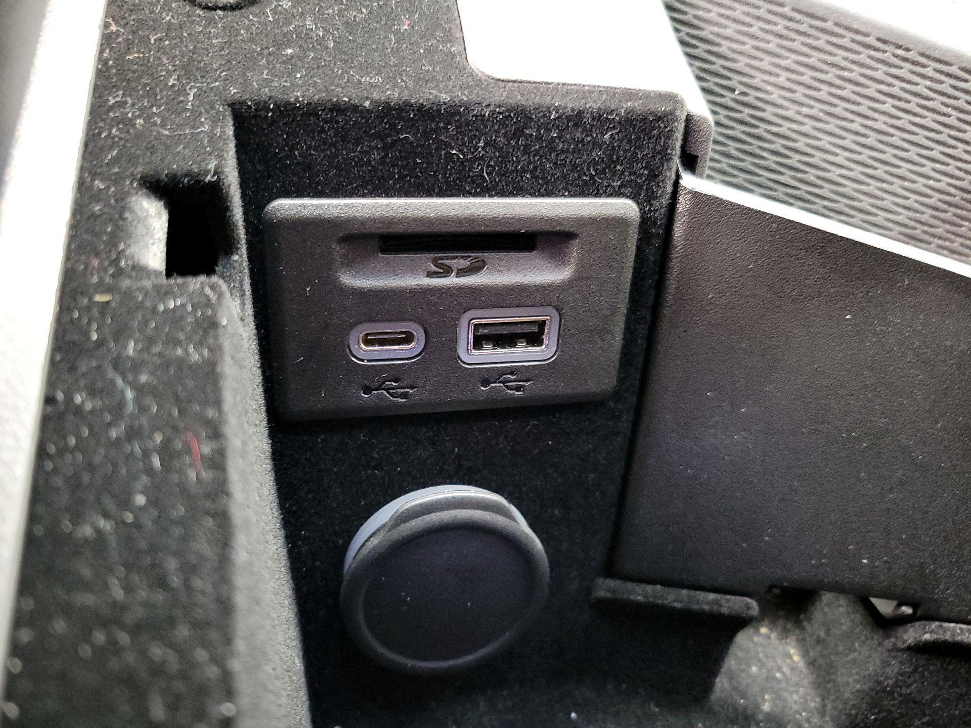 Thumbnail: 2023 Cadillac CT5 - 18