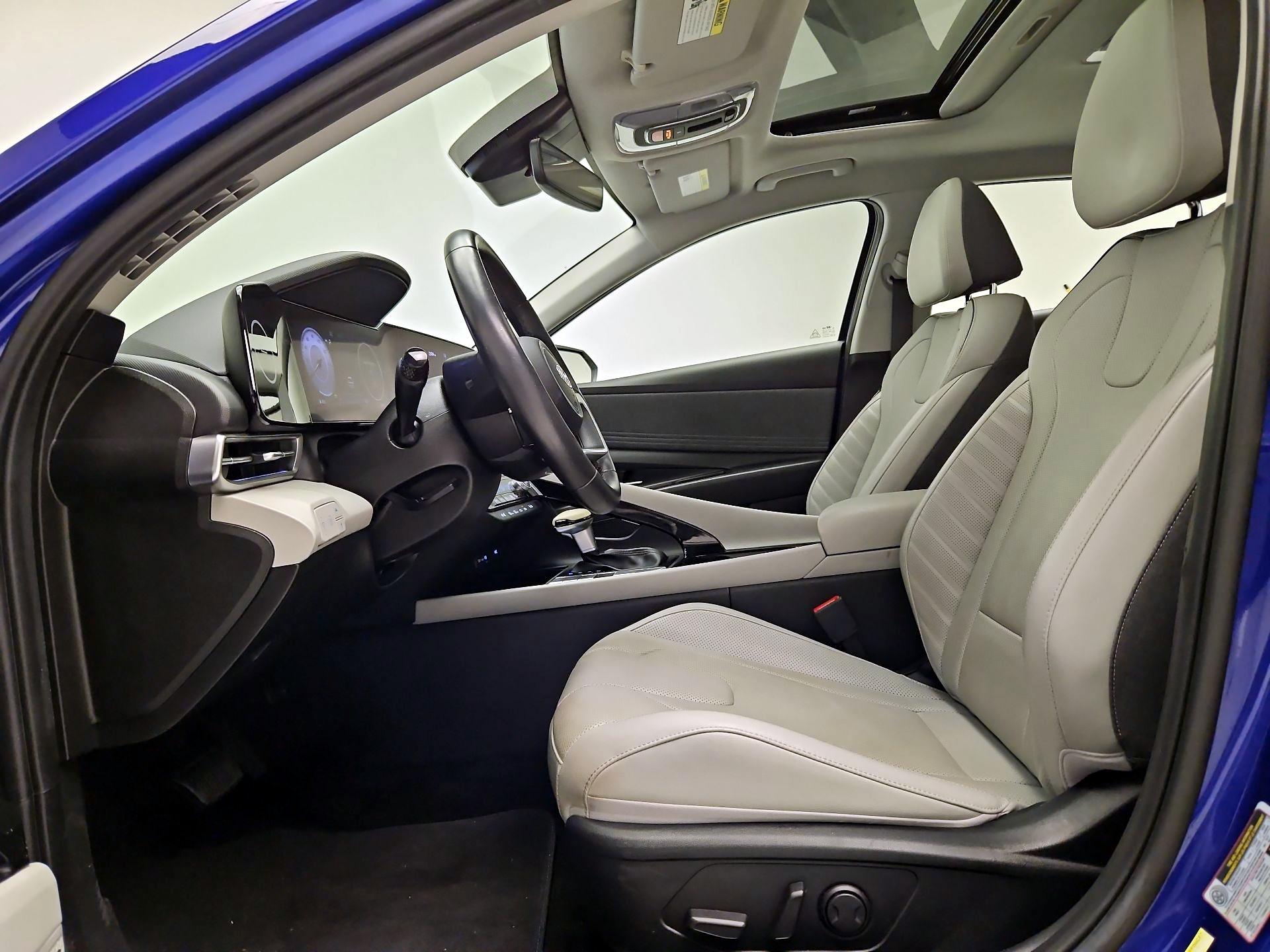 Thumbnail: 2023 Hyundai Elantra - 11