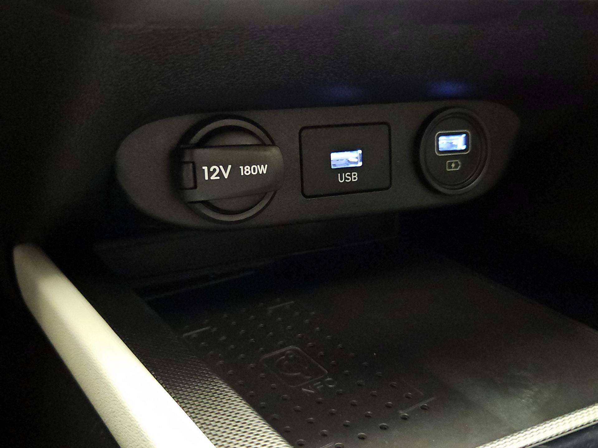 Thumbnail: 2023 Hyundai Elantra - 19