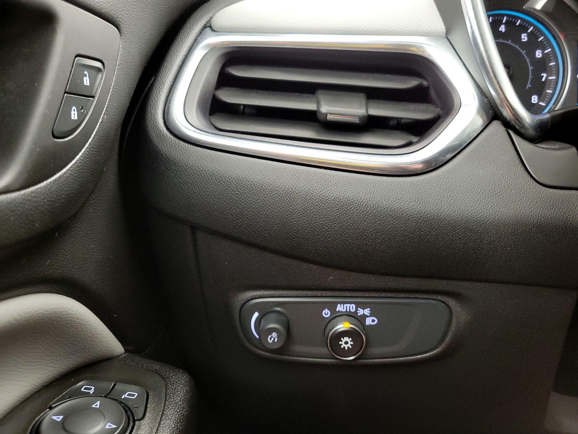 Thumbnail: 2024 Chevrolet Equinox - 13