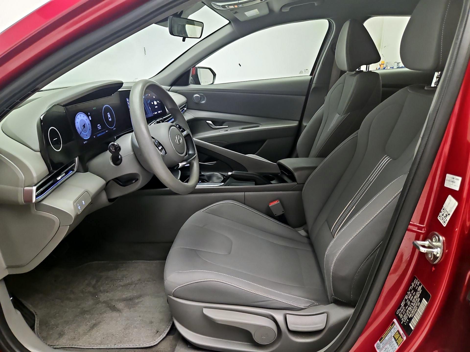 Thumbnail: 2024 Hyundai Elantra - 11