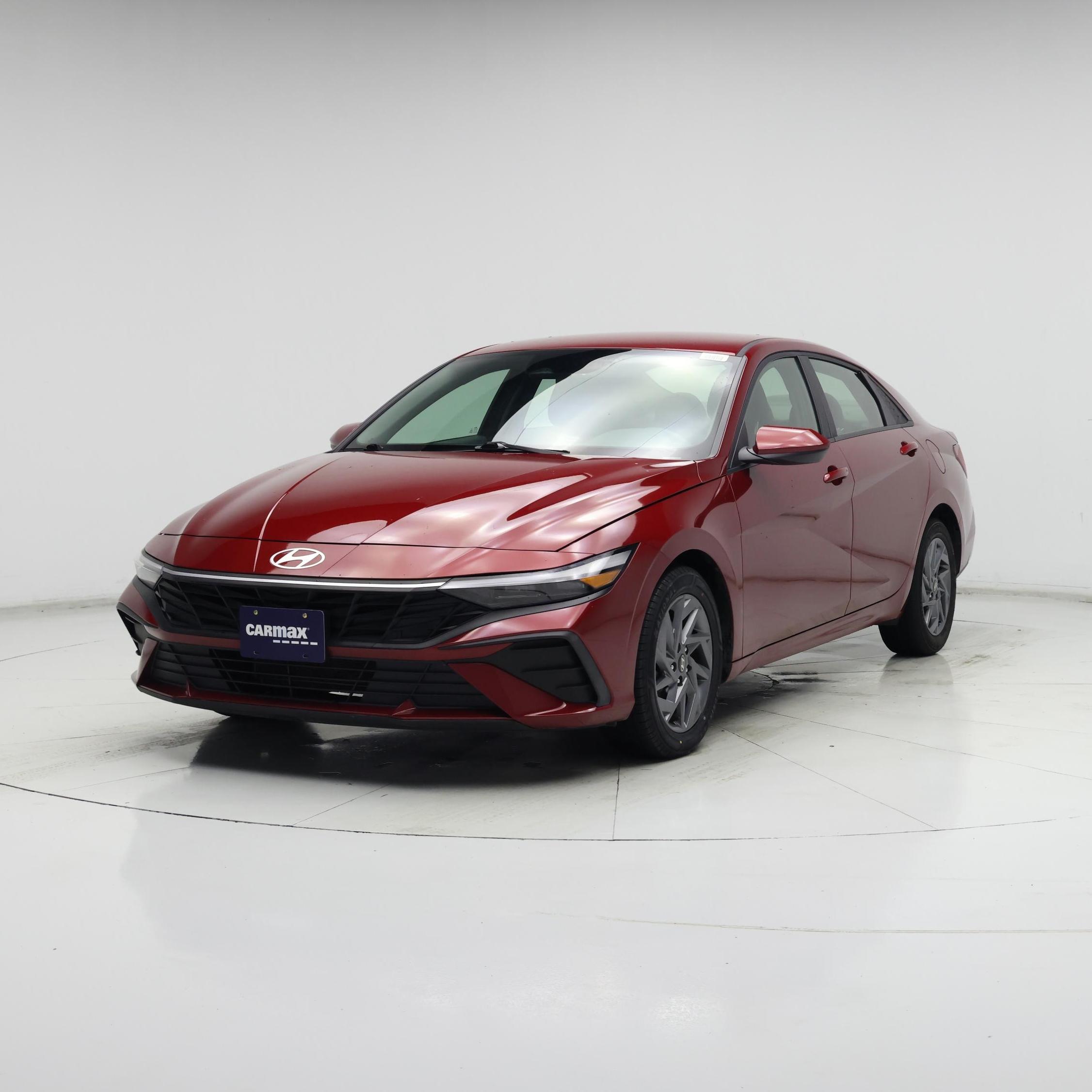 Thumbnail: 2024 Hyundai Elantra - 4