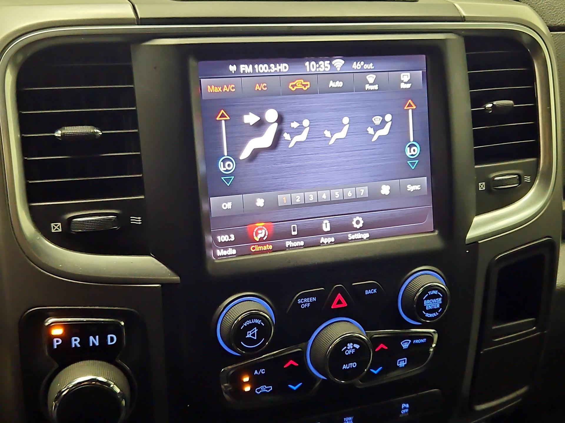 Thumbnail: 2021 RAM 1500 Classic - 16