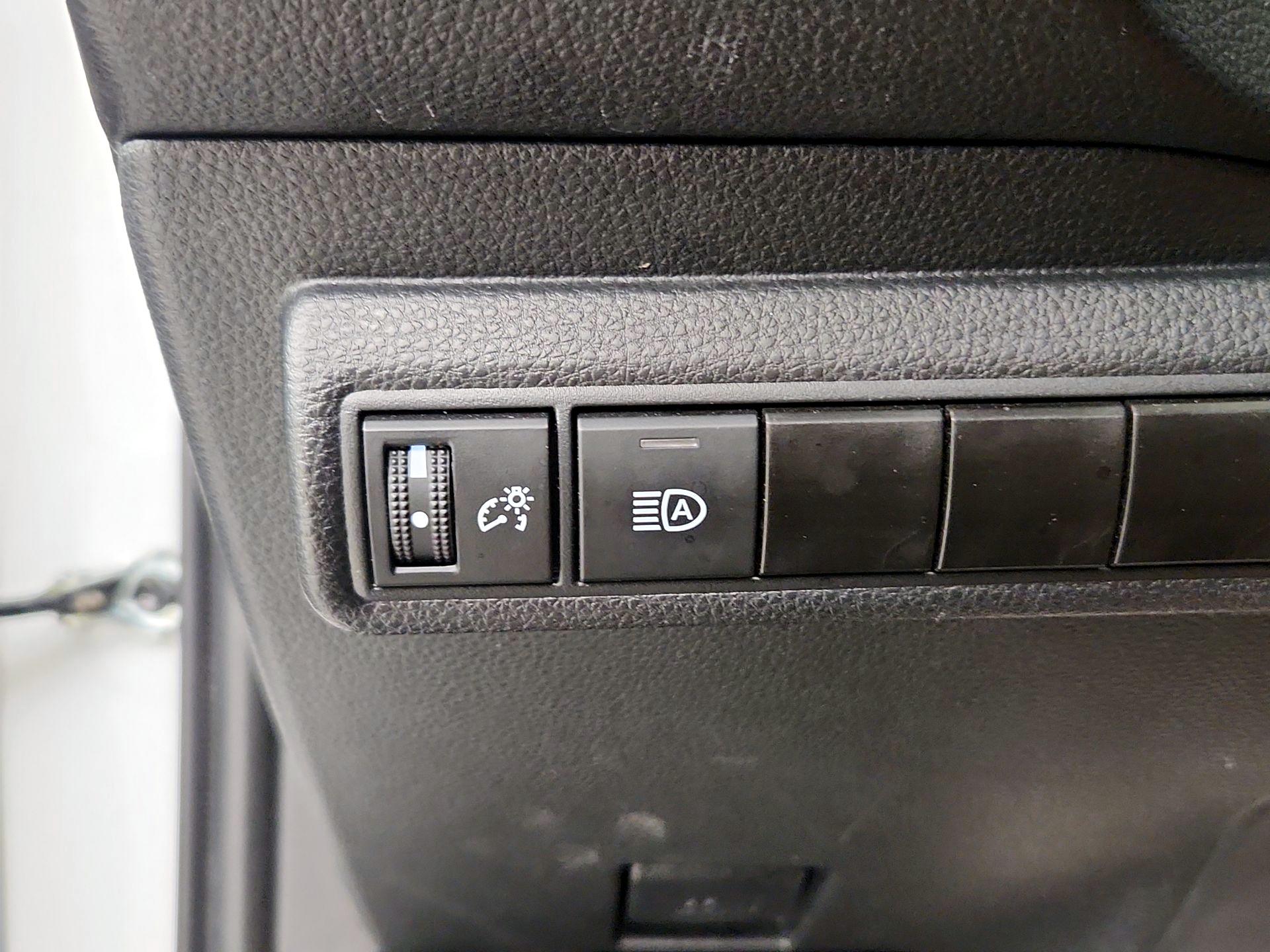 Thumbnail: 2024 Toyota Corolla - 13