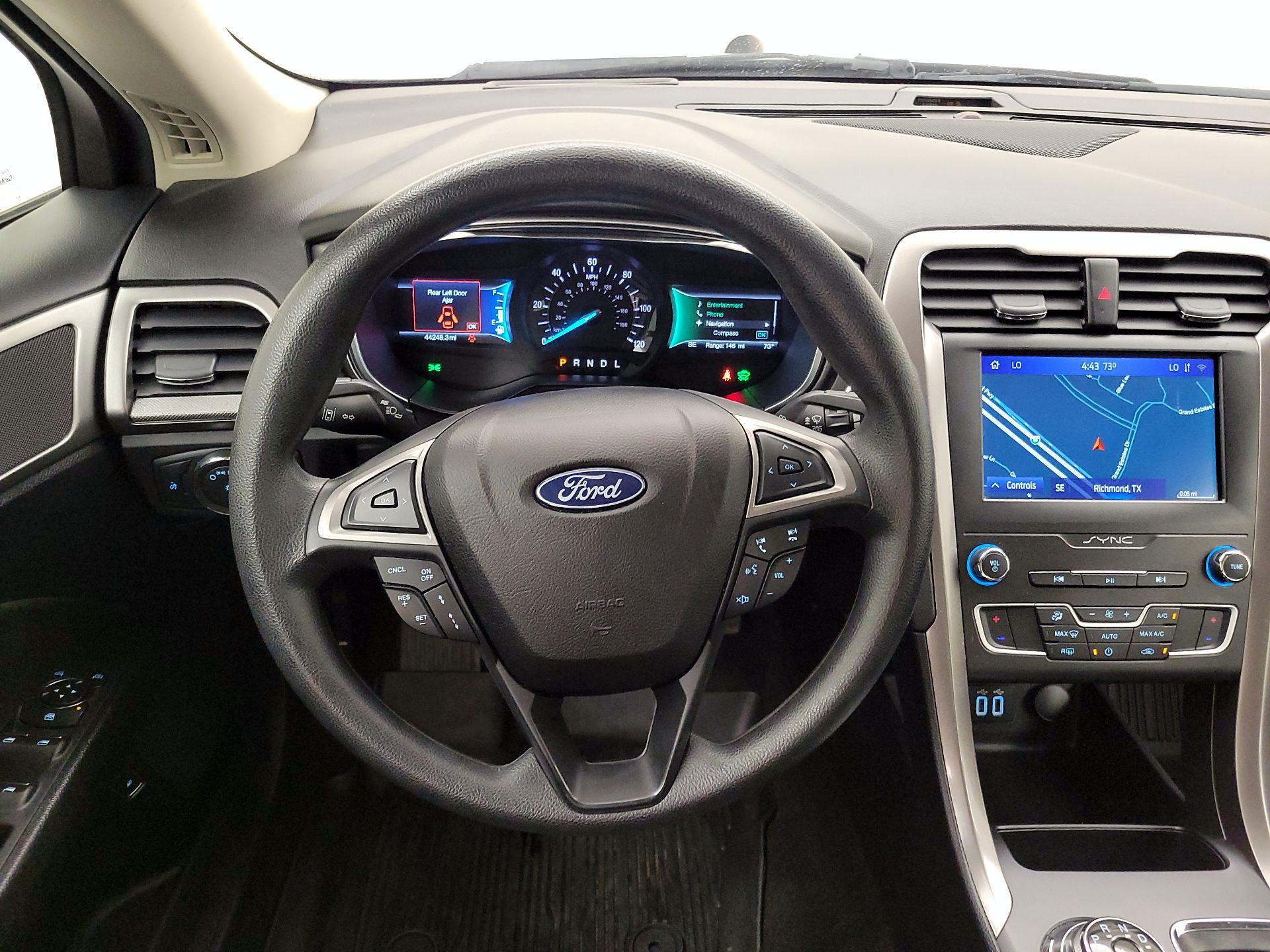 Thumbnail: 2020 Ford Fusion - 10