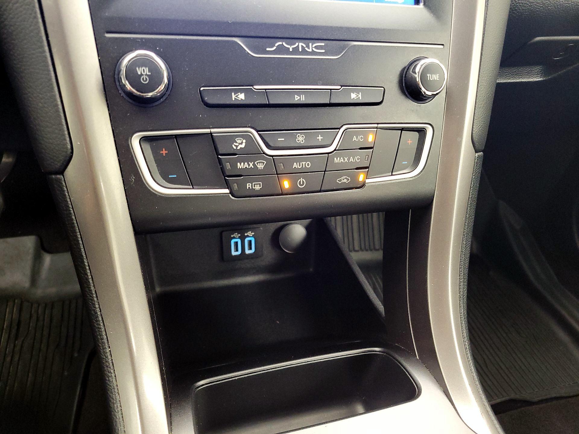 Thumbnail: 2020 Ford Fusion - 17