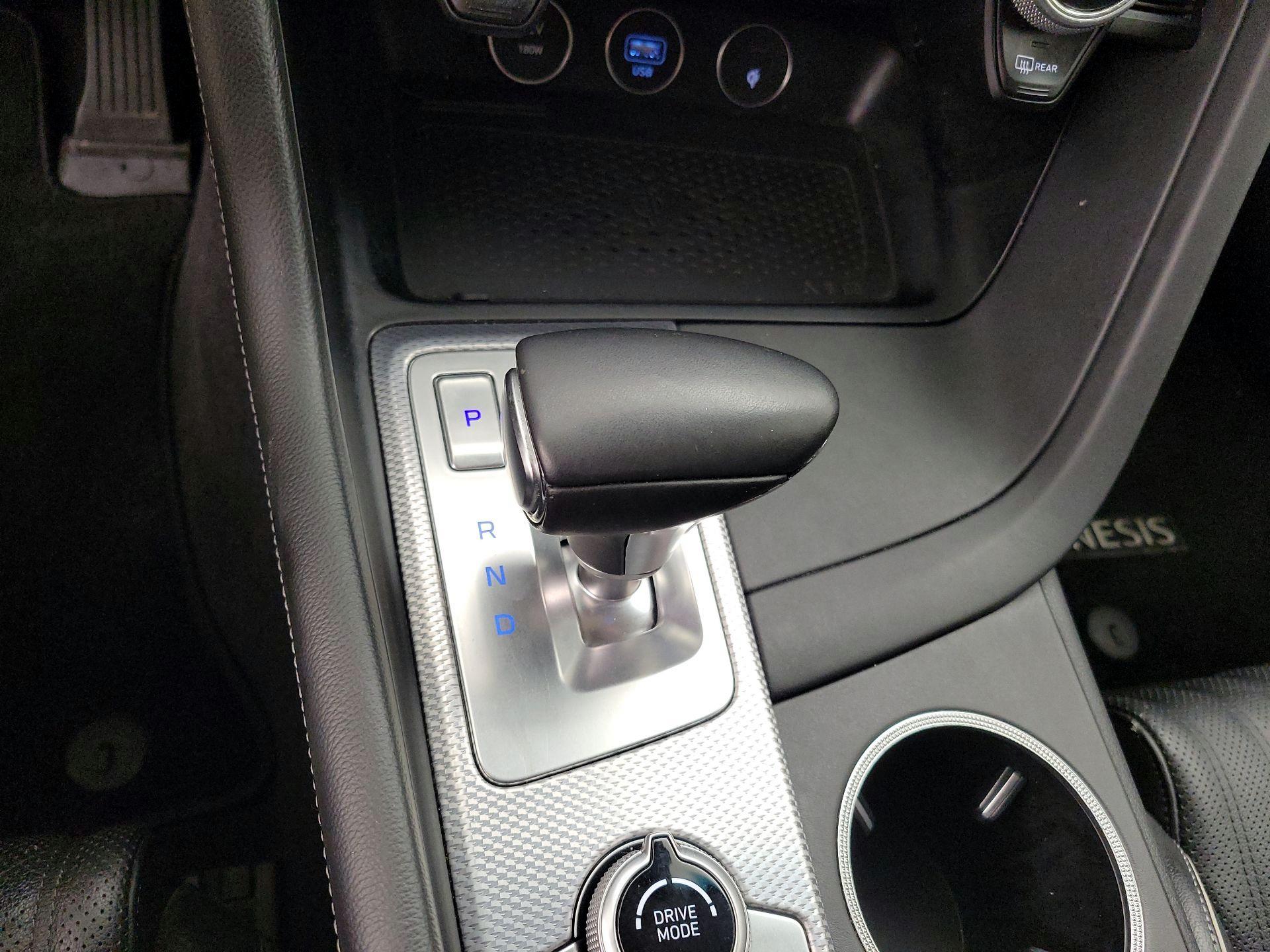 Thumbnail: 2022 Genesis G70 - 17