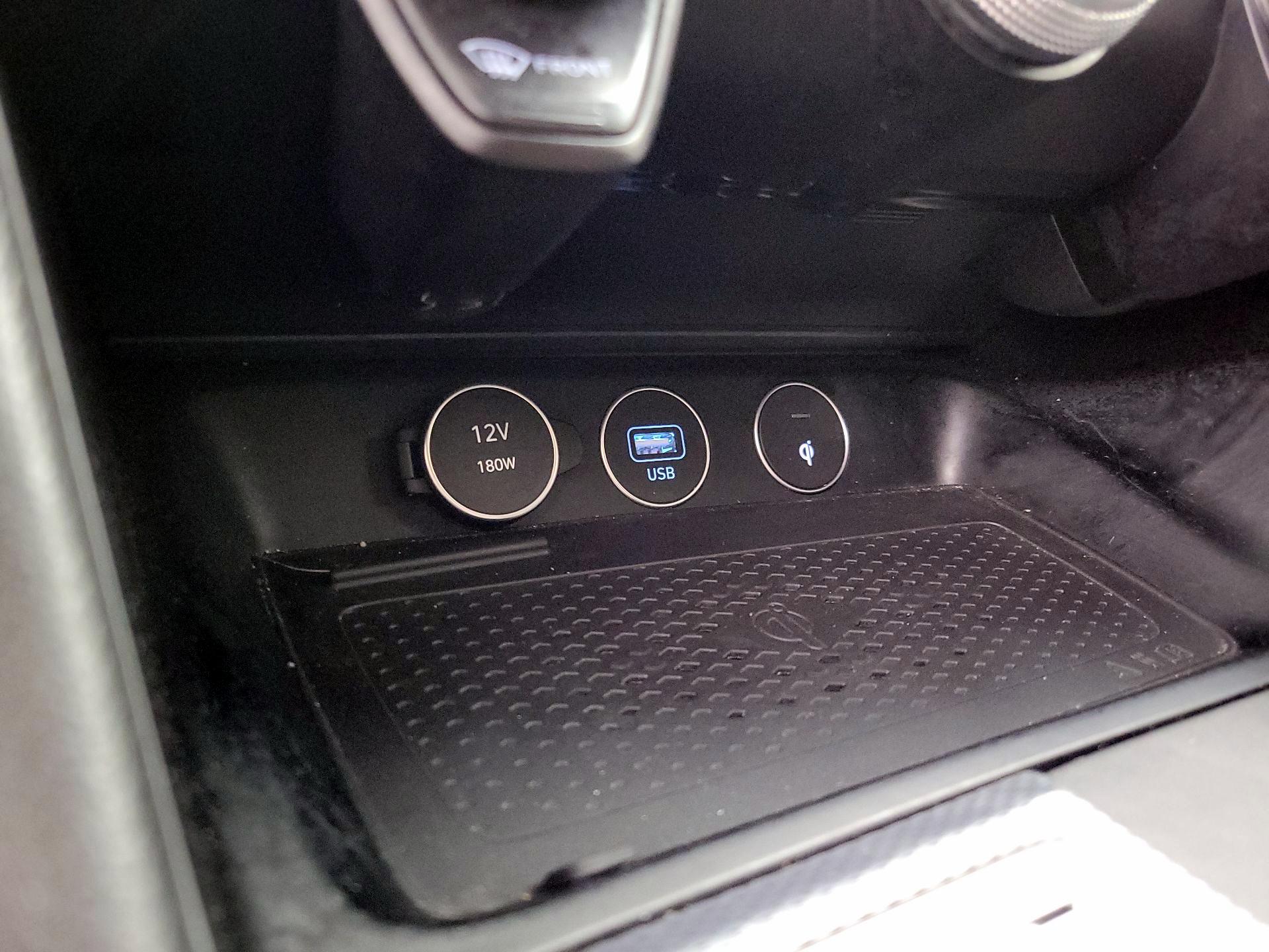 Thumbnail: 2022 Genesis G70 - 18