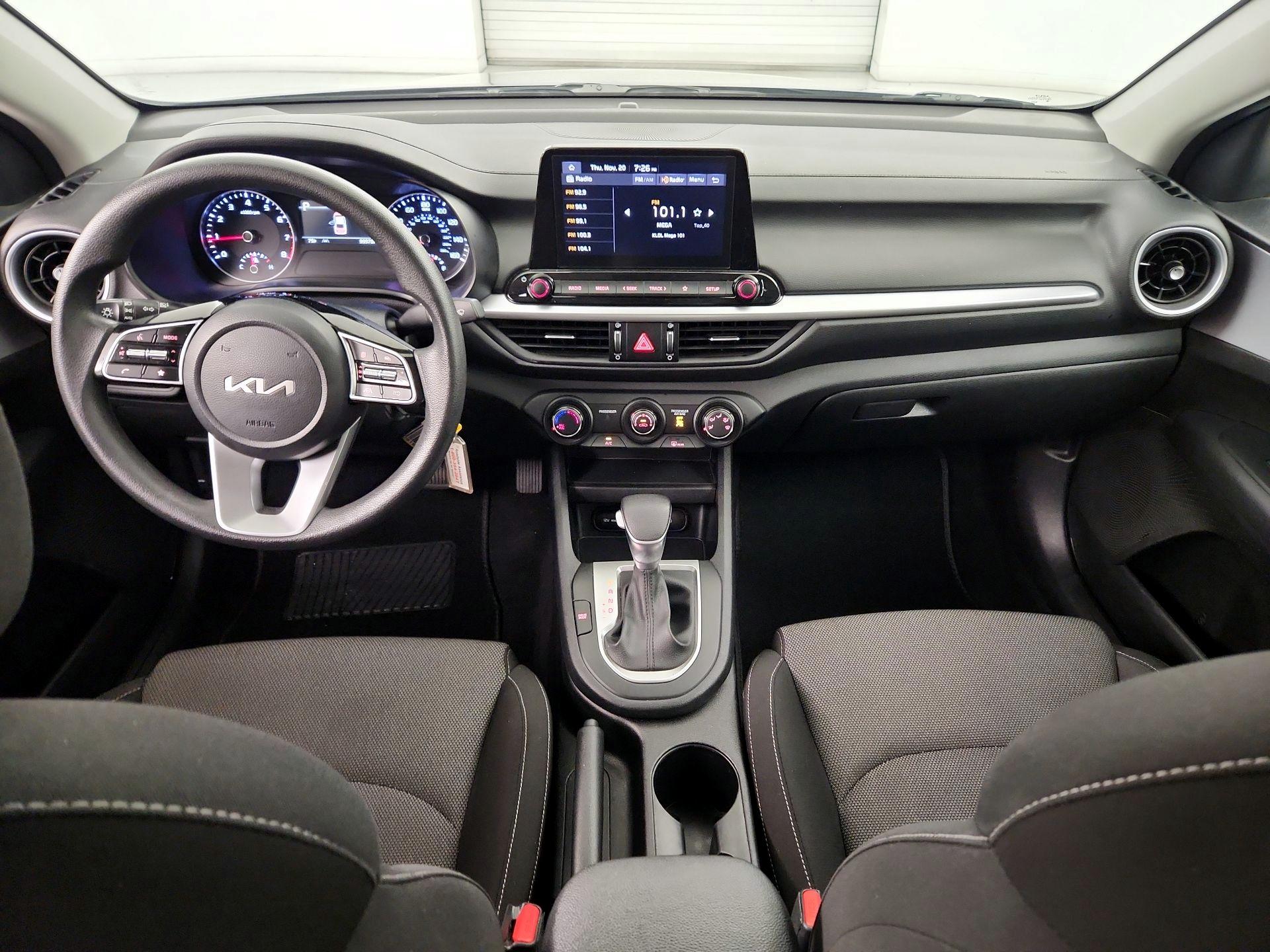 Thumbnail: 2024 Kia Forte - 9