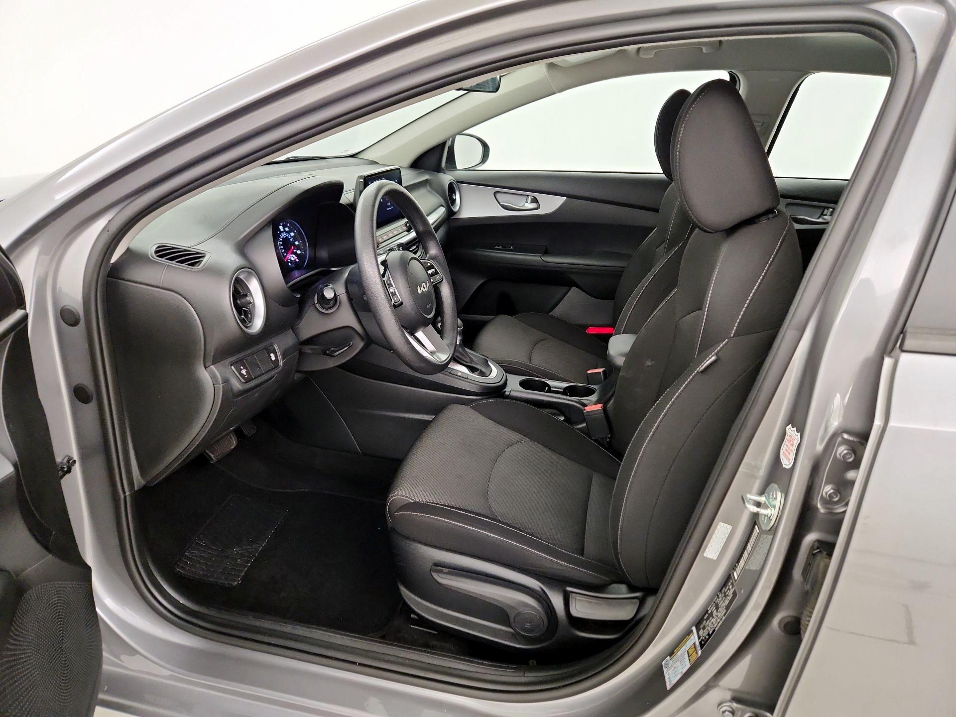 Thumbnail: 2024 Kia Forte - 11