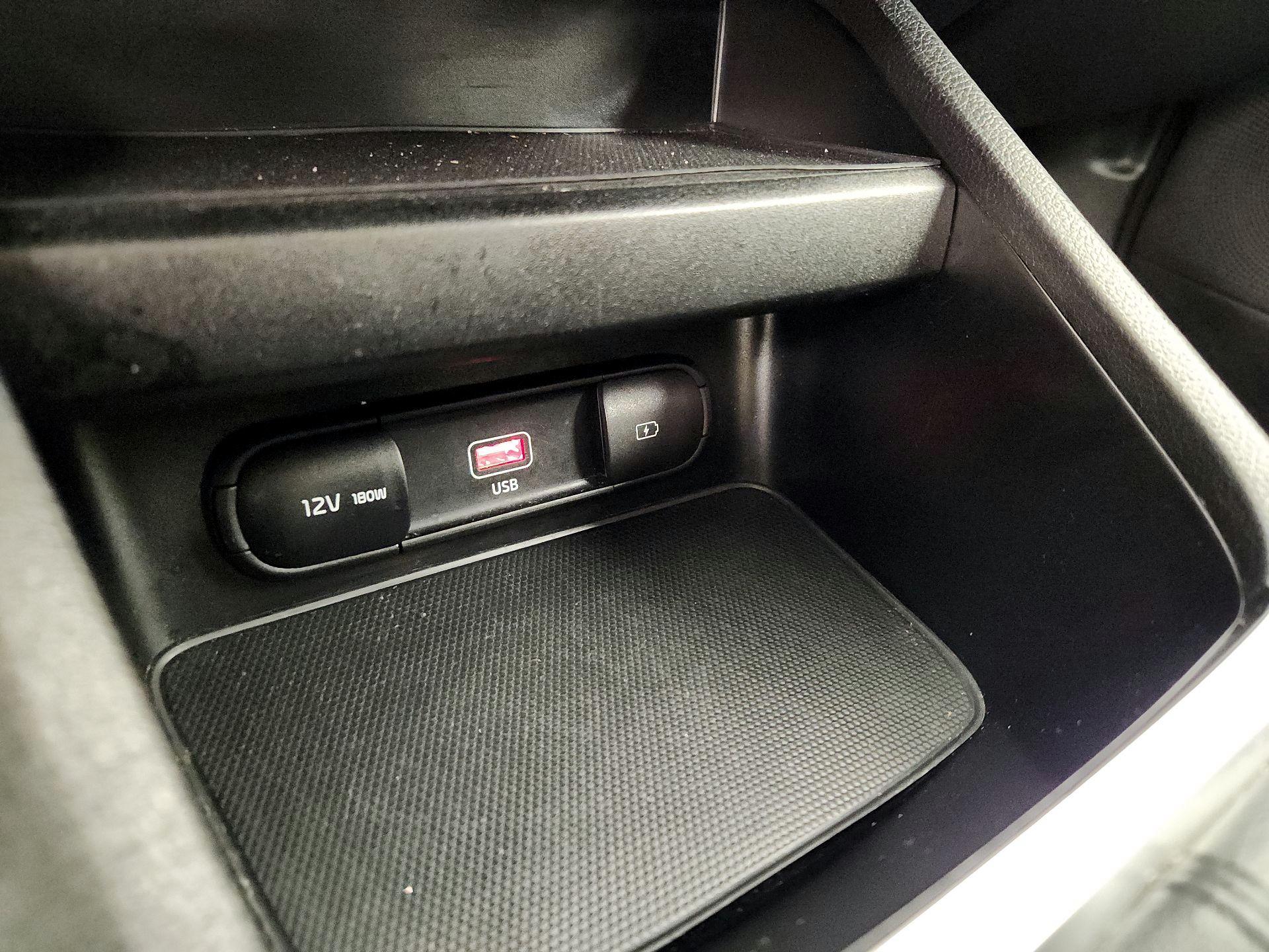 Thumbnail: 2024 Kia Forte - 18