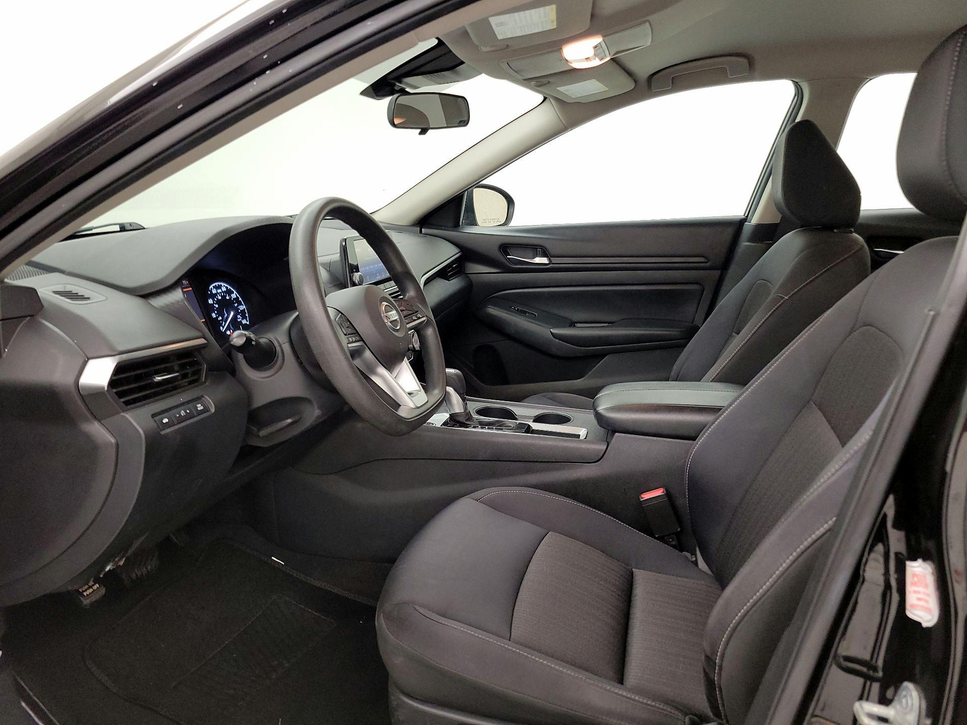 Thumbnail: 2021 Nissan Altima - 11