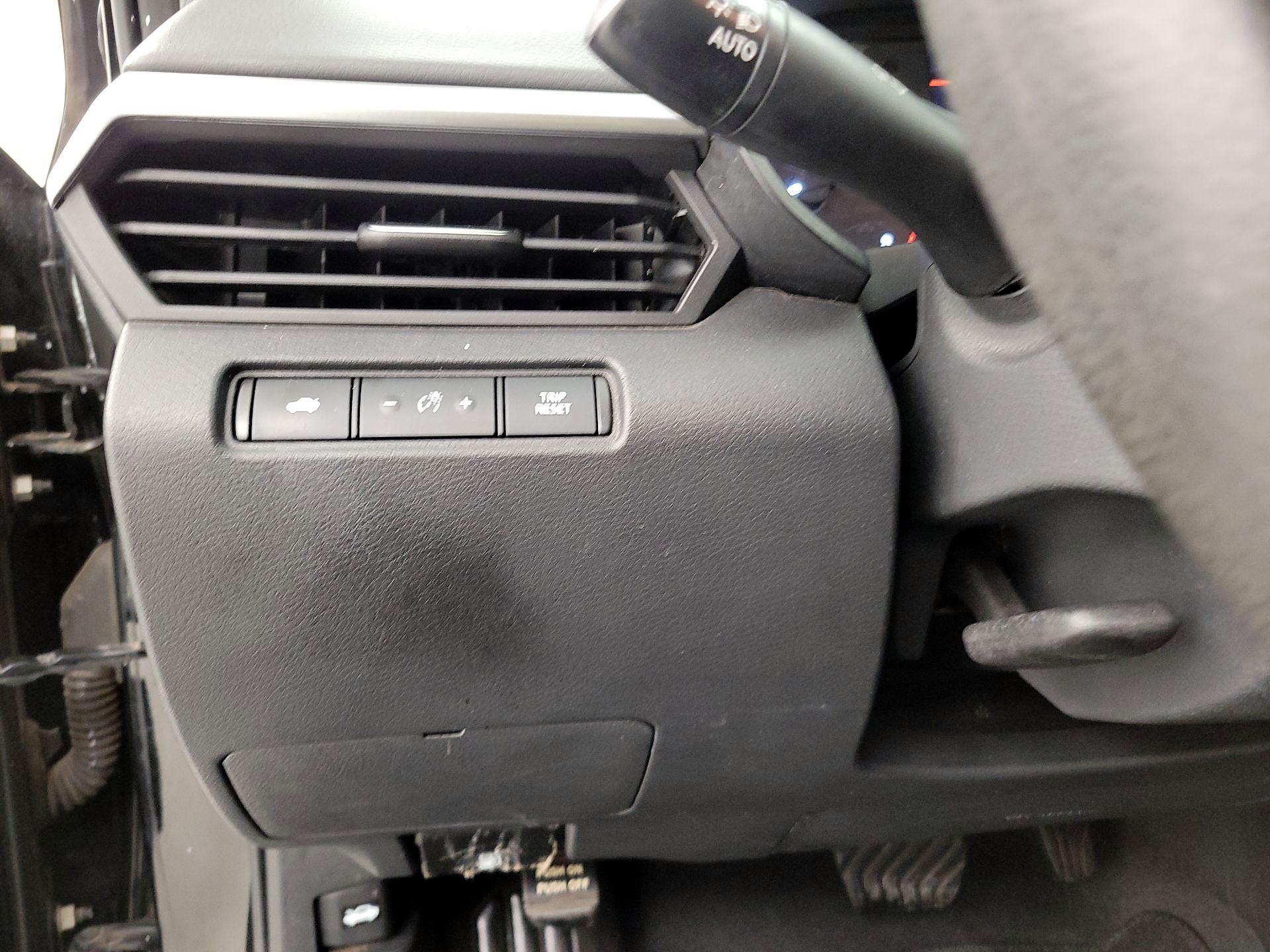 Thumbnail: 2021 Nissan Altima - 13