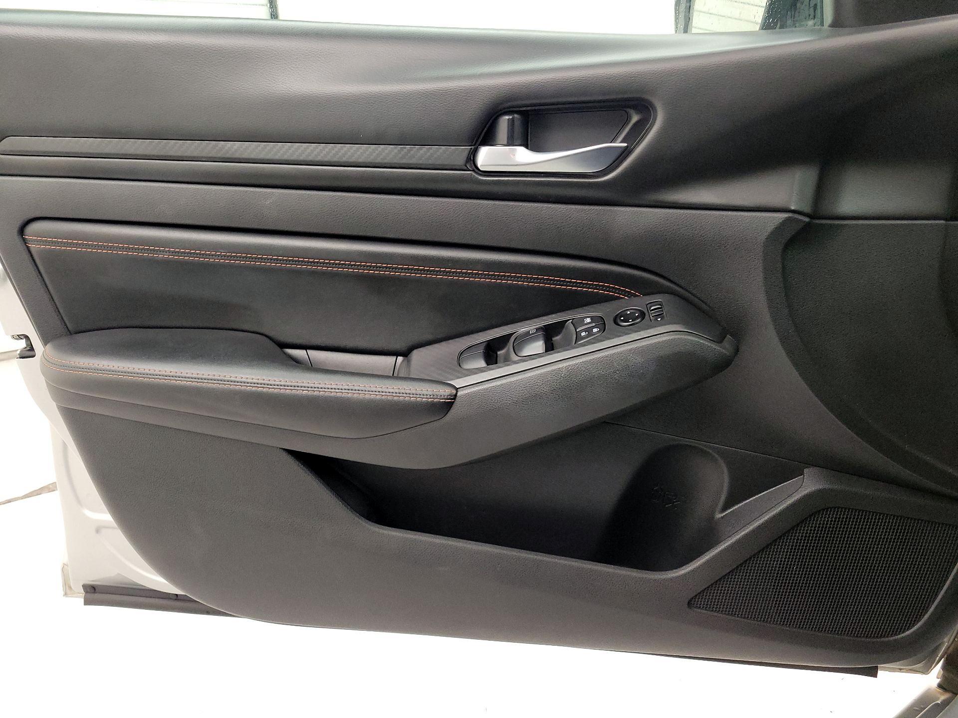 Thumbnail: 2021 Nissan Altima - 12