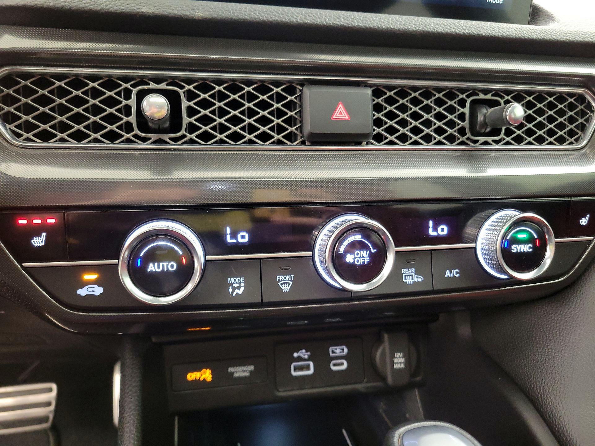 Thumbnail: 2023 Acura Integra - 16