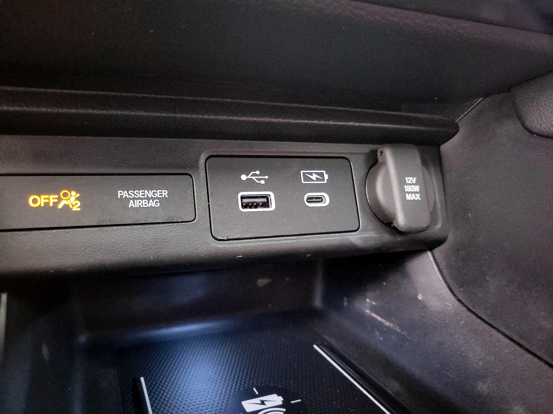 Thumbnail: 2023 Acura Integra - 18