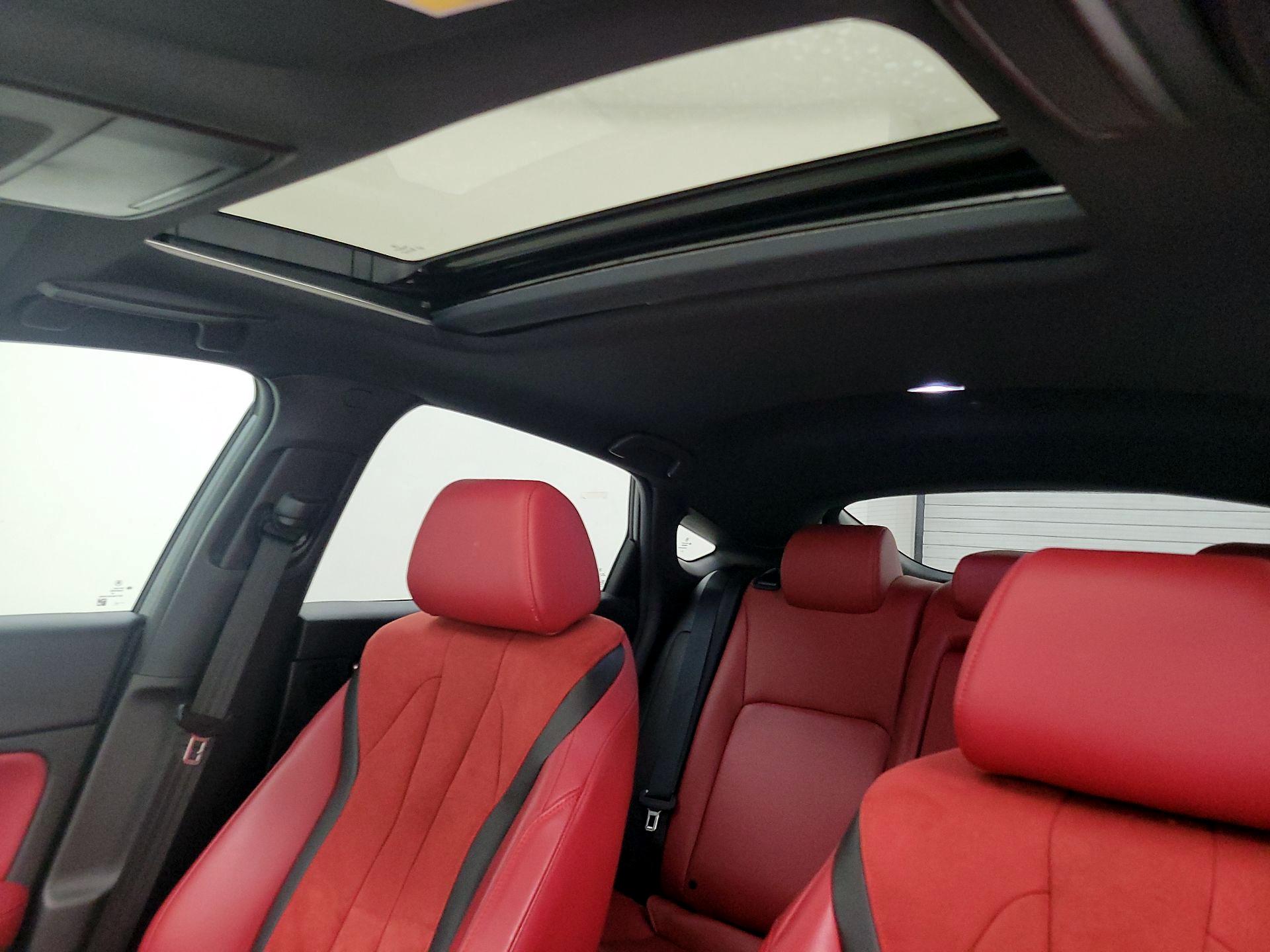 Thumbnail: 2023 Acura Integra - 19