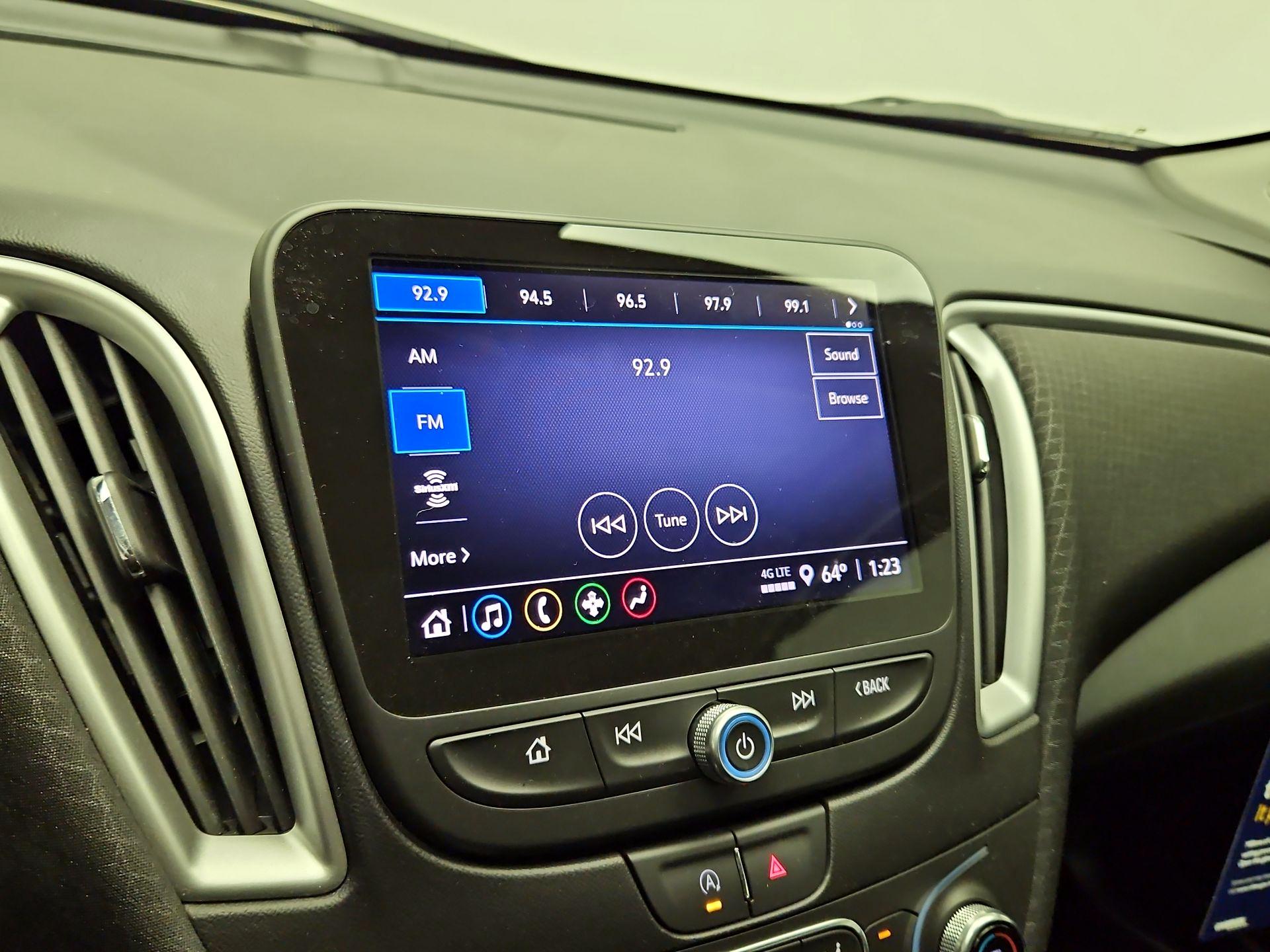 Thumbnail: 2023 Chevrolet Malibu - 15