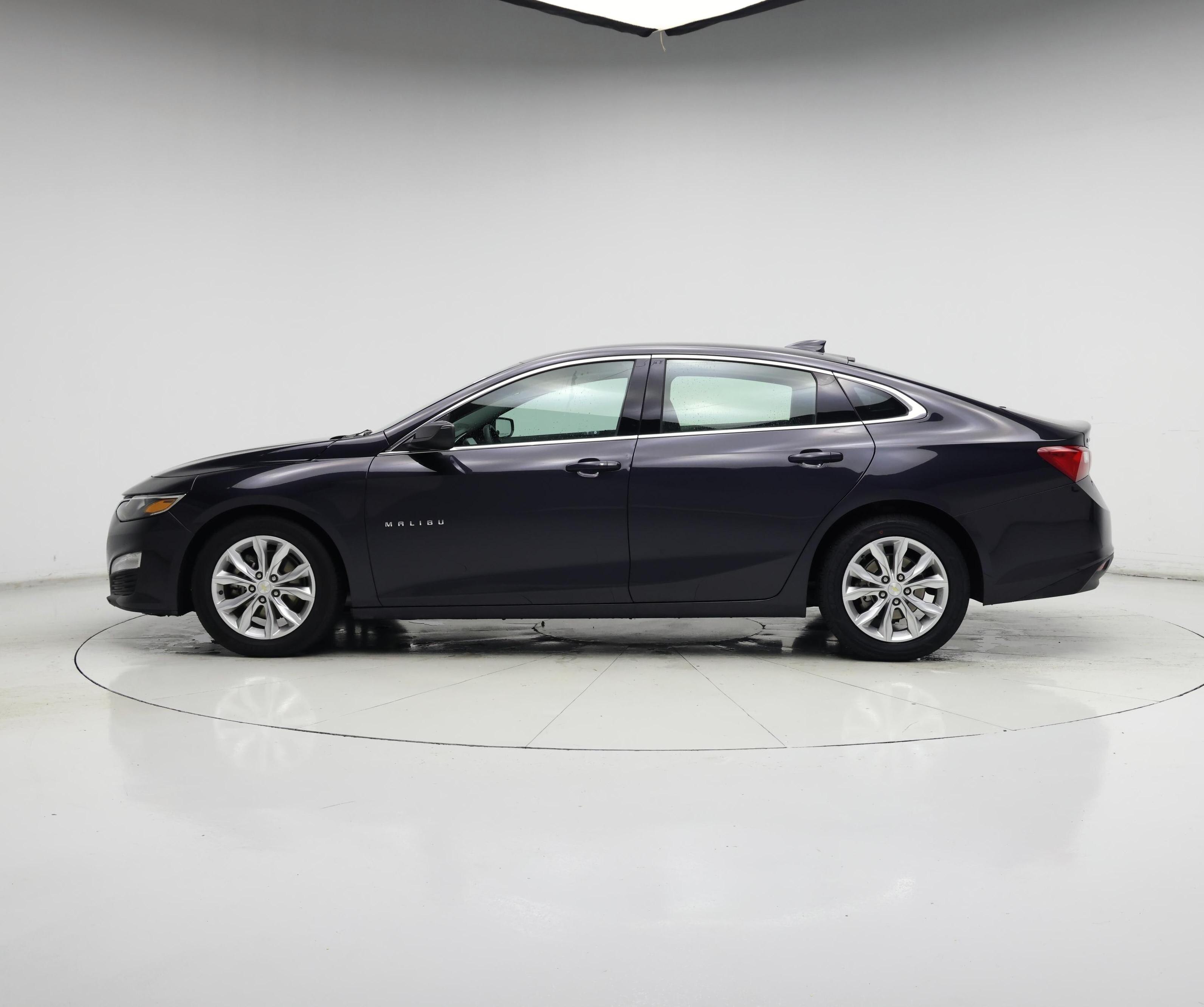 Thumbnail: 2023 Chevrolet Malibu - 3