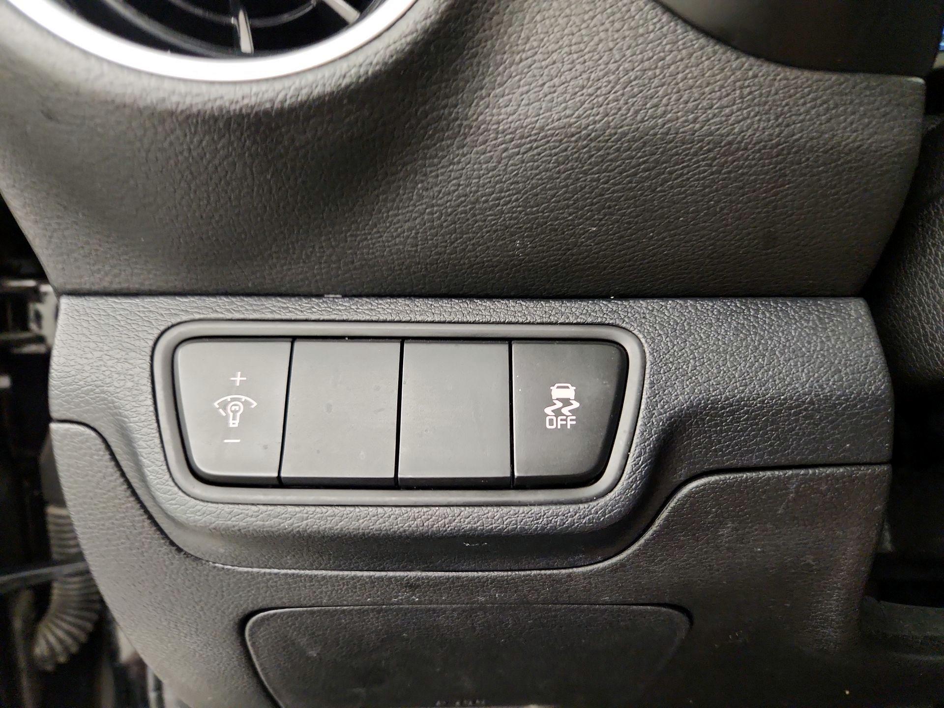 Thumbnail: 2024 Kia Forte - 13