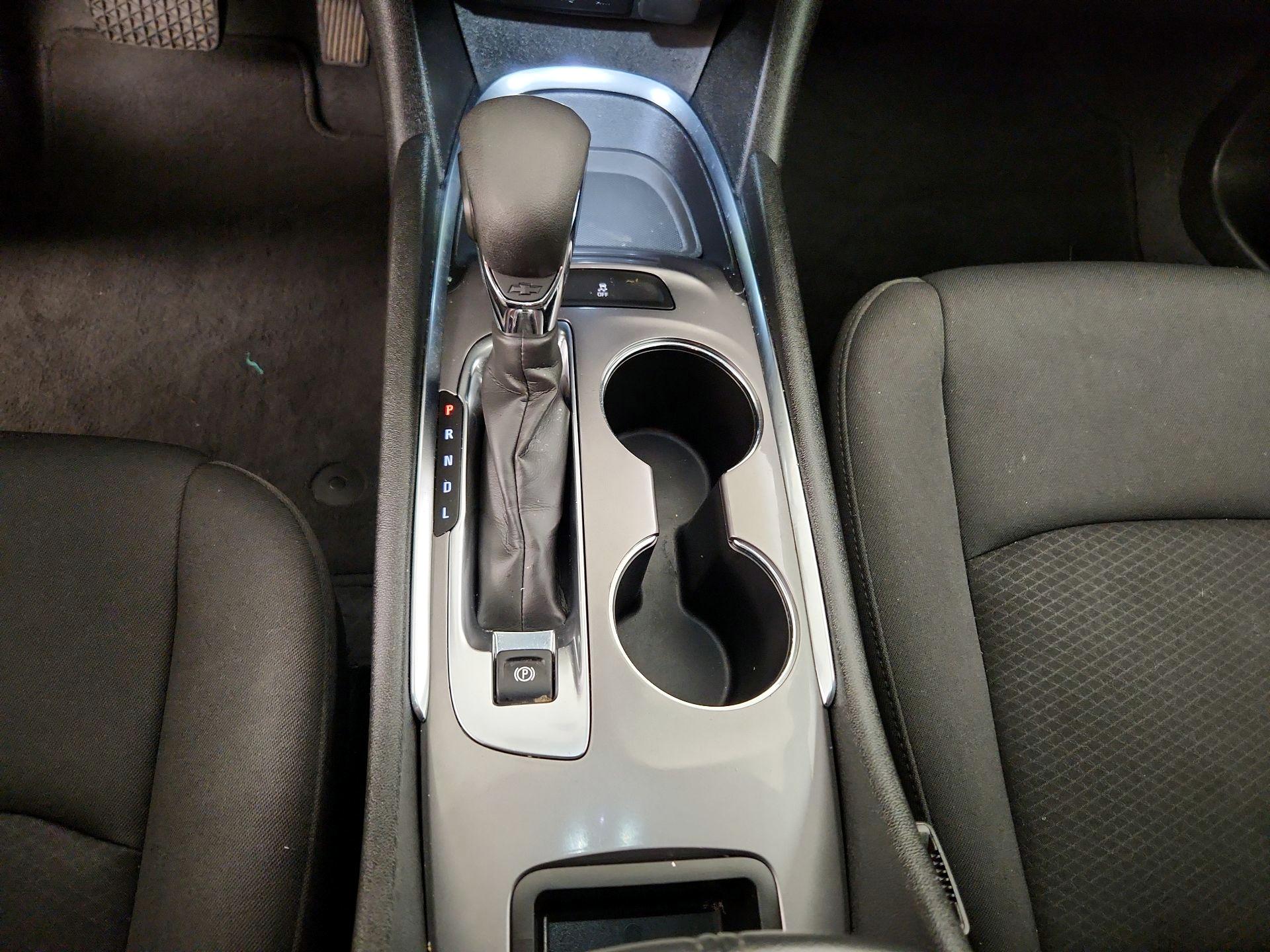 Thumbnail: 2023 Chevrolet Malibu - 17