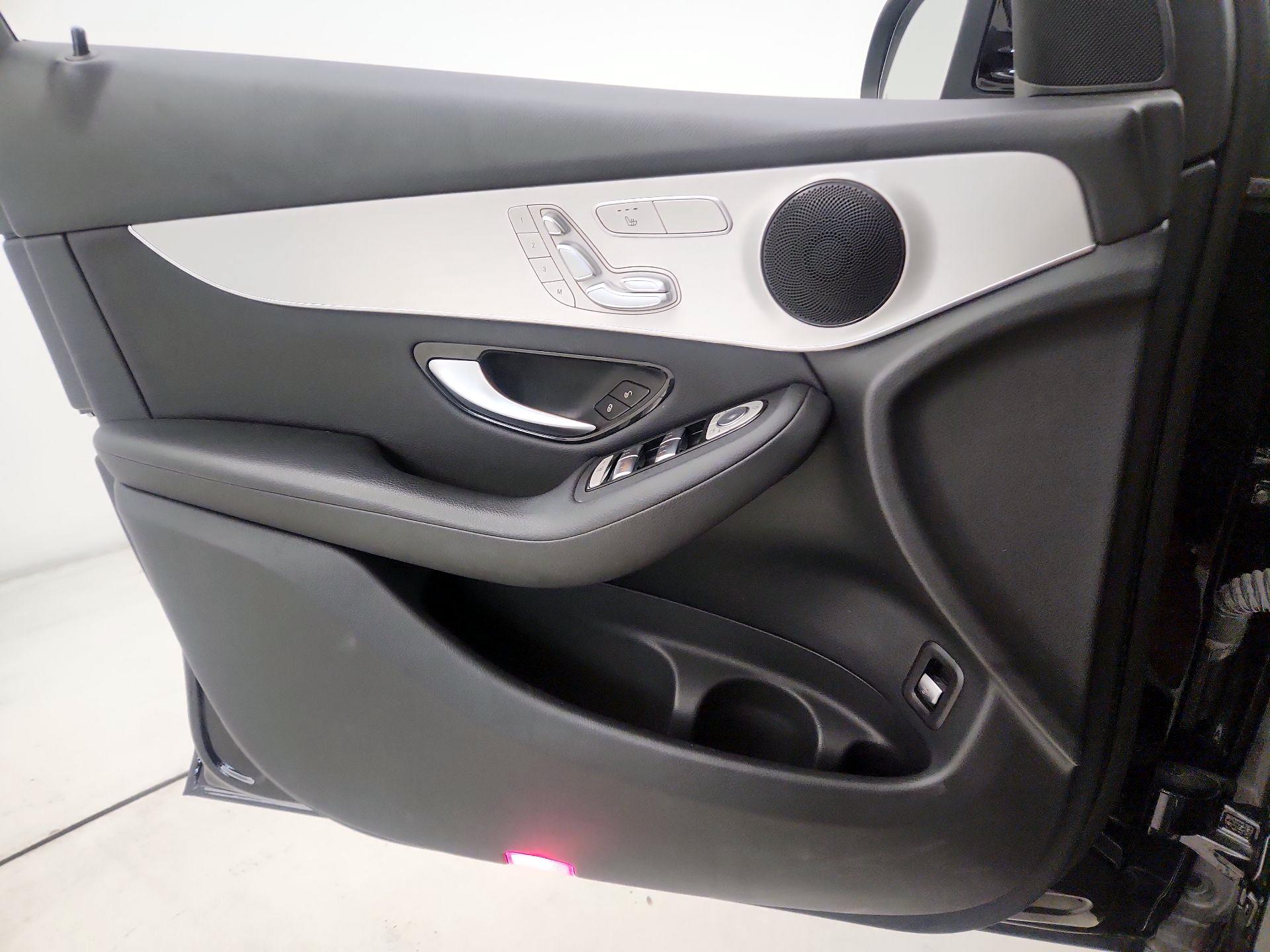 Thumbnail: 2021 Mercedes-Benz GLC - 12