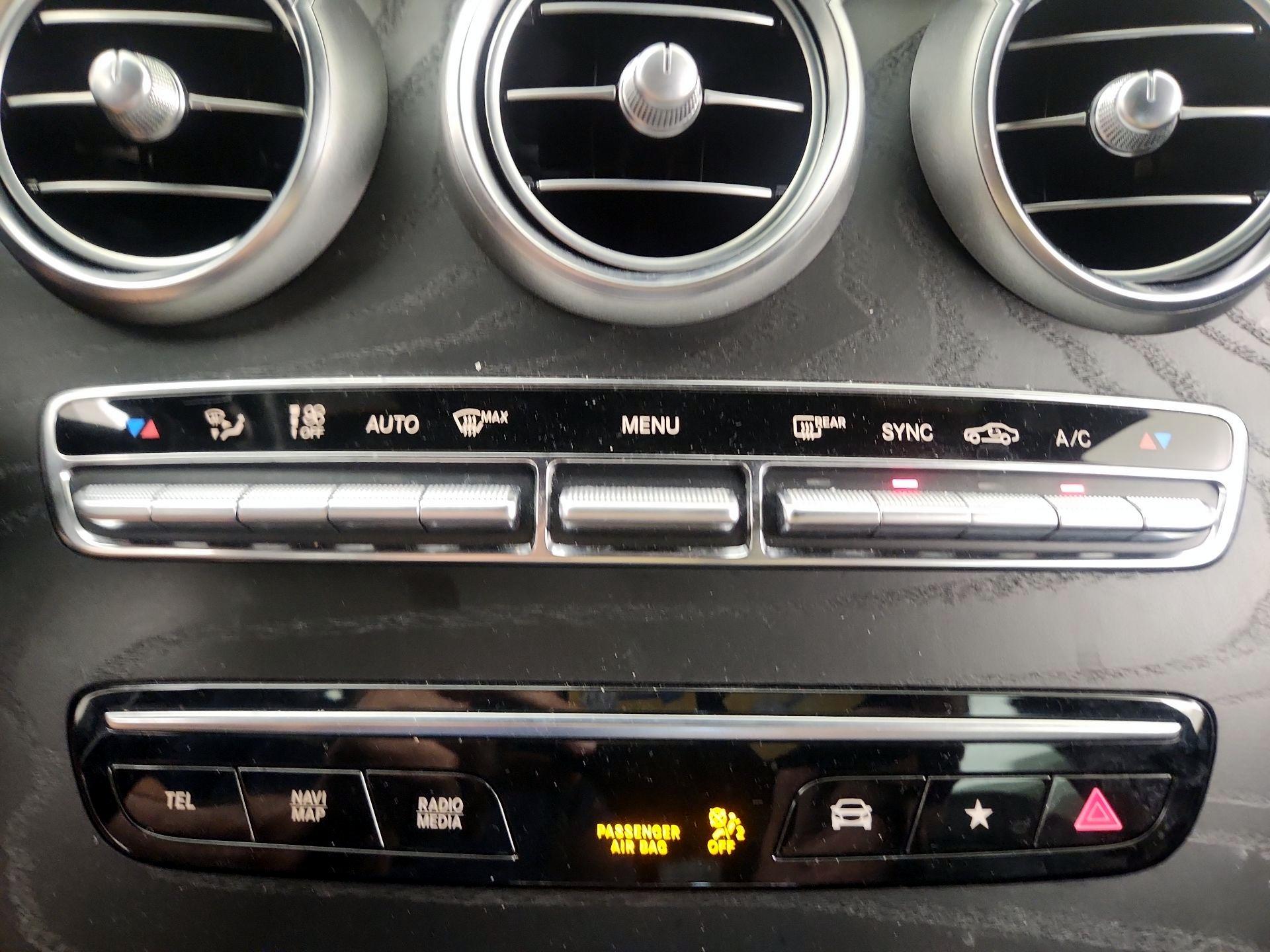 Thumbnail: 2021 Mercedes-Benz GLC - 14