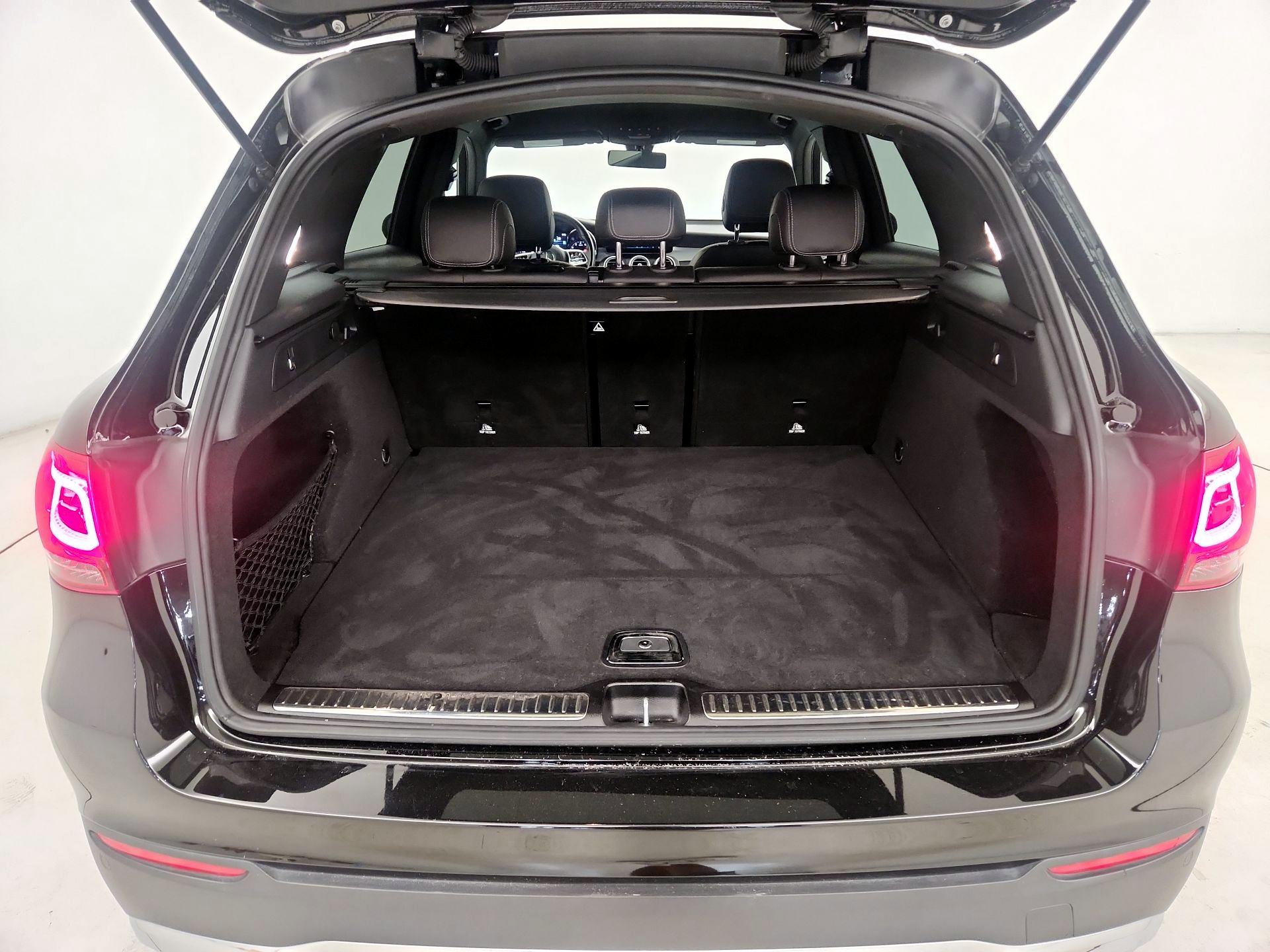 Thumbnail: 2021 Mercedes-Benz GLC - 16