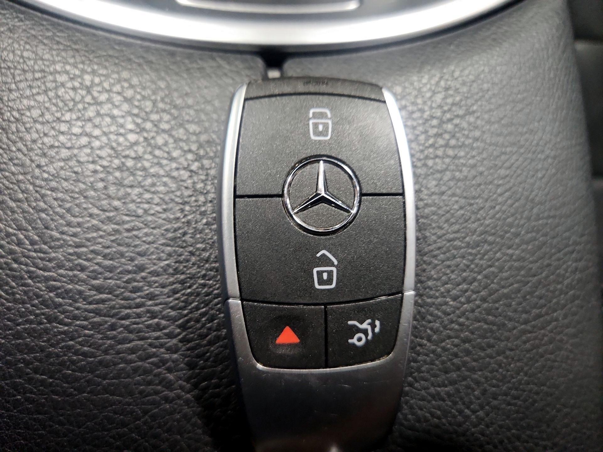 Thumbnail: 2021 Mercedes-Benz GLC - 18