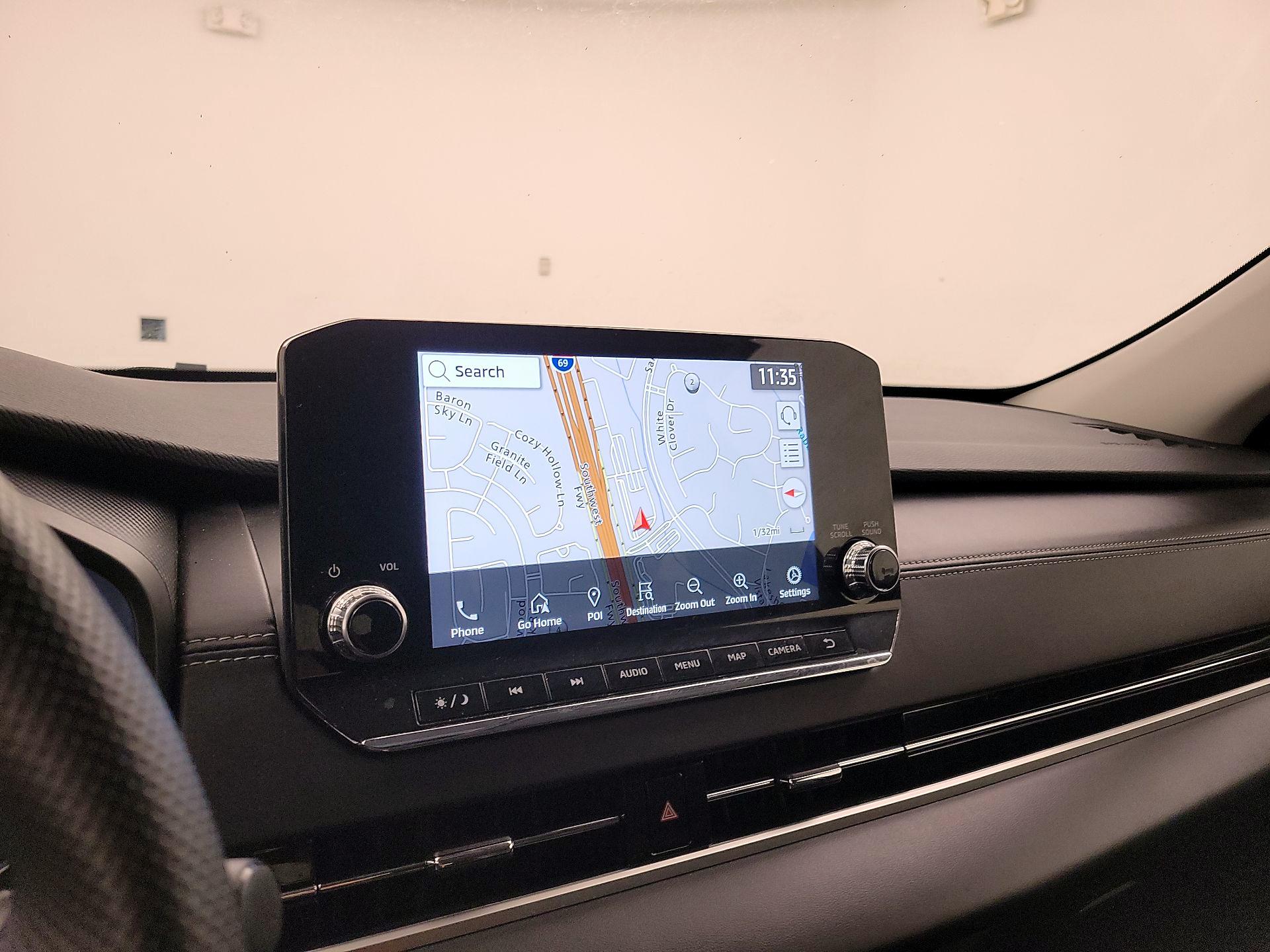 Thumbnail: 2024 Mitsubishi Outlander - 14