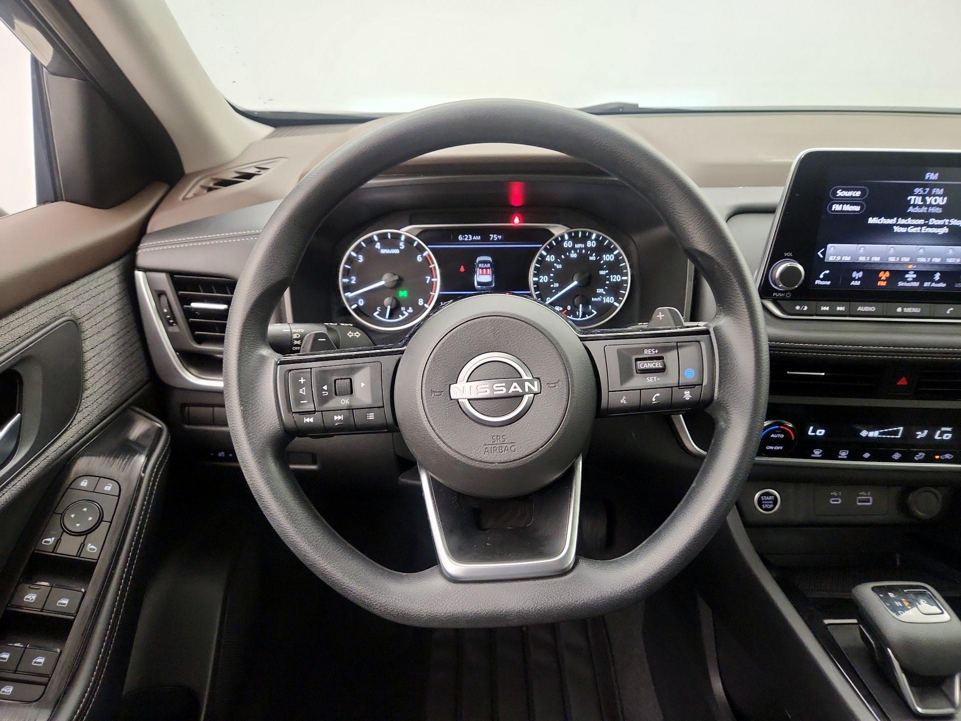 Thumbnail: 2023 Nissan Rogue - 10