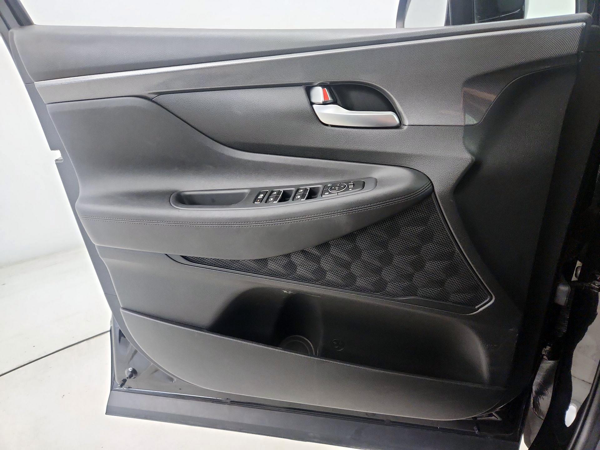 Thumbnail: 2023 Hyundai Santa Fe - 12