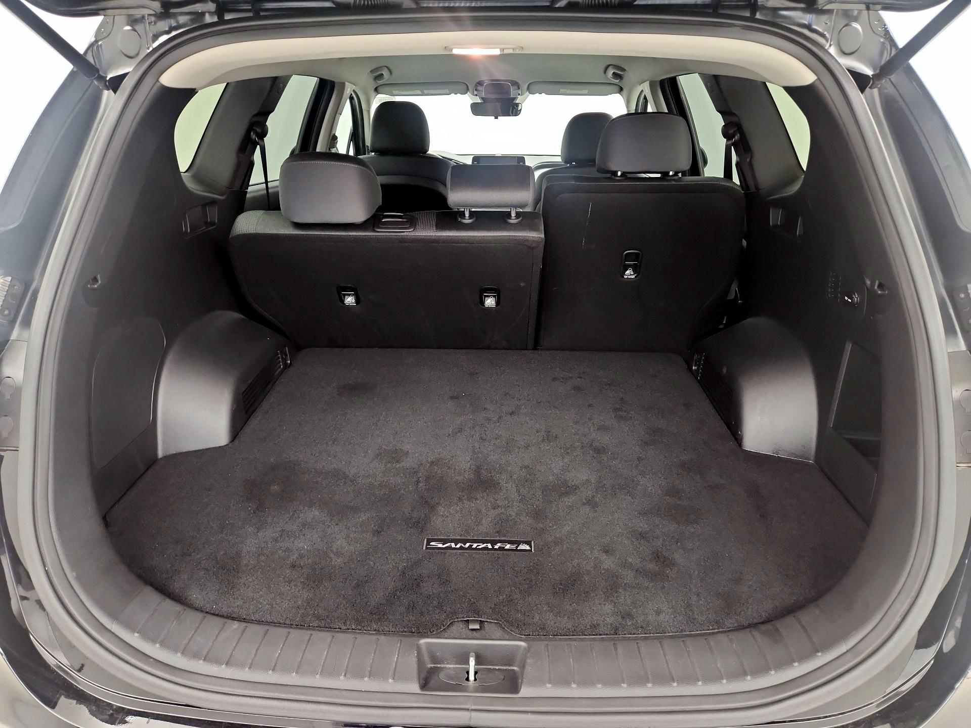 Thumbnail: 2023 Hyundai Santa Fe - 16