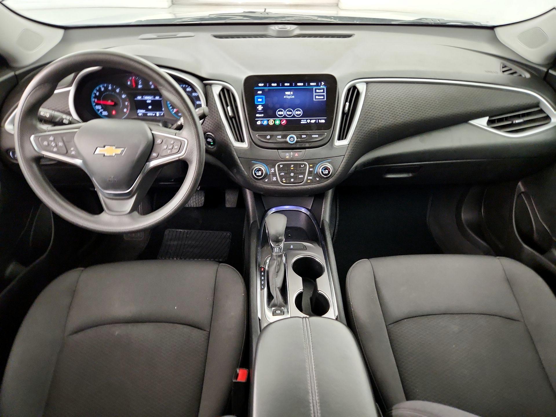 Thumbnail: 2023 Chevrolet Malibu - 9